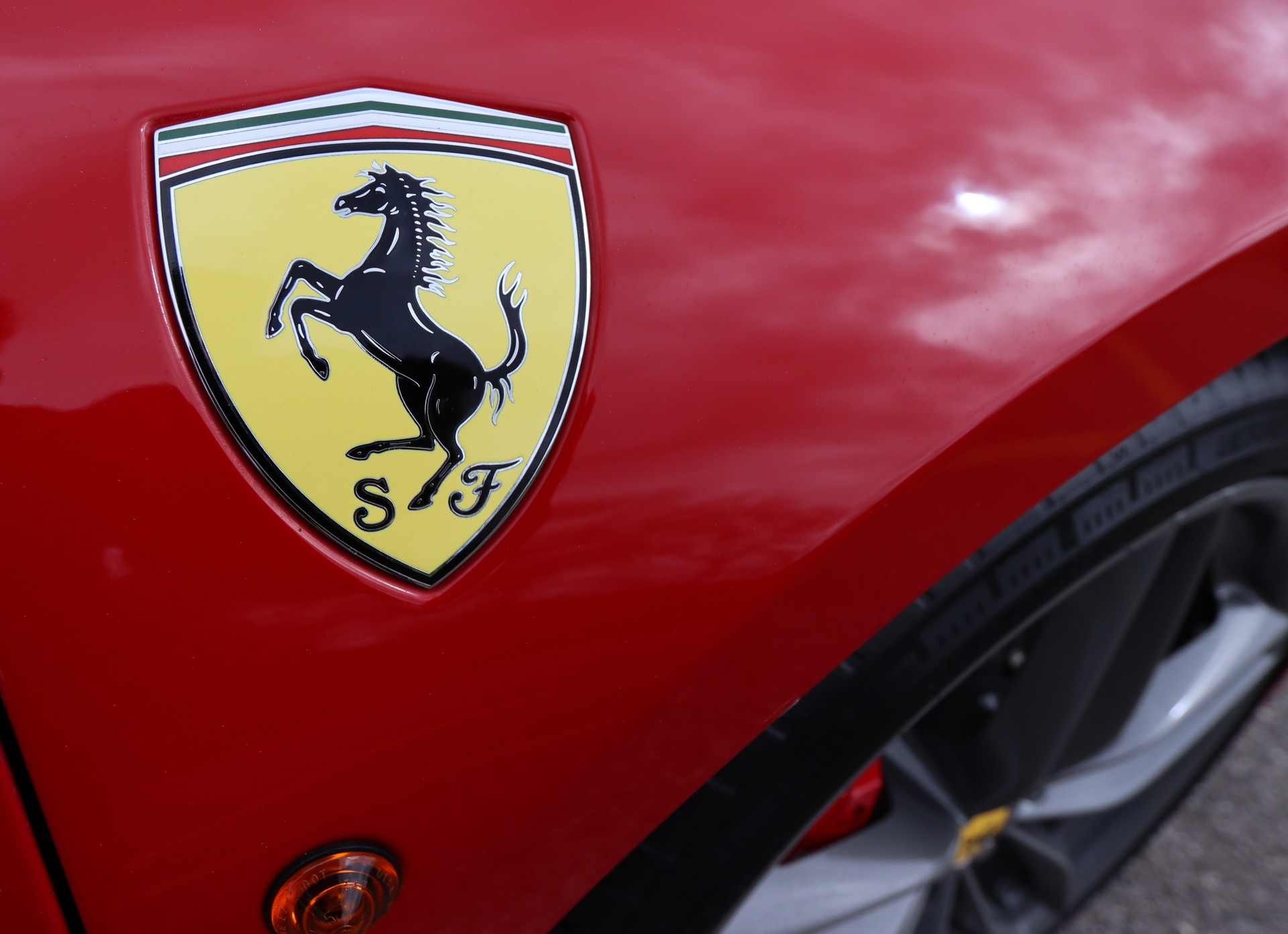 FERRARI 488 Spider 3.9 V8-image-25