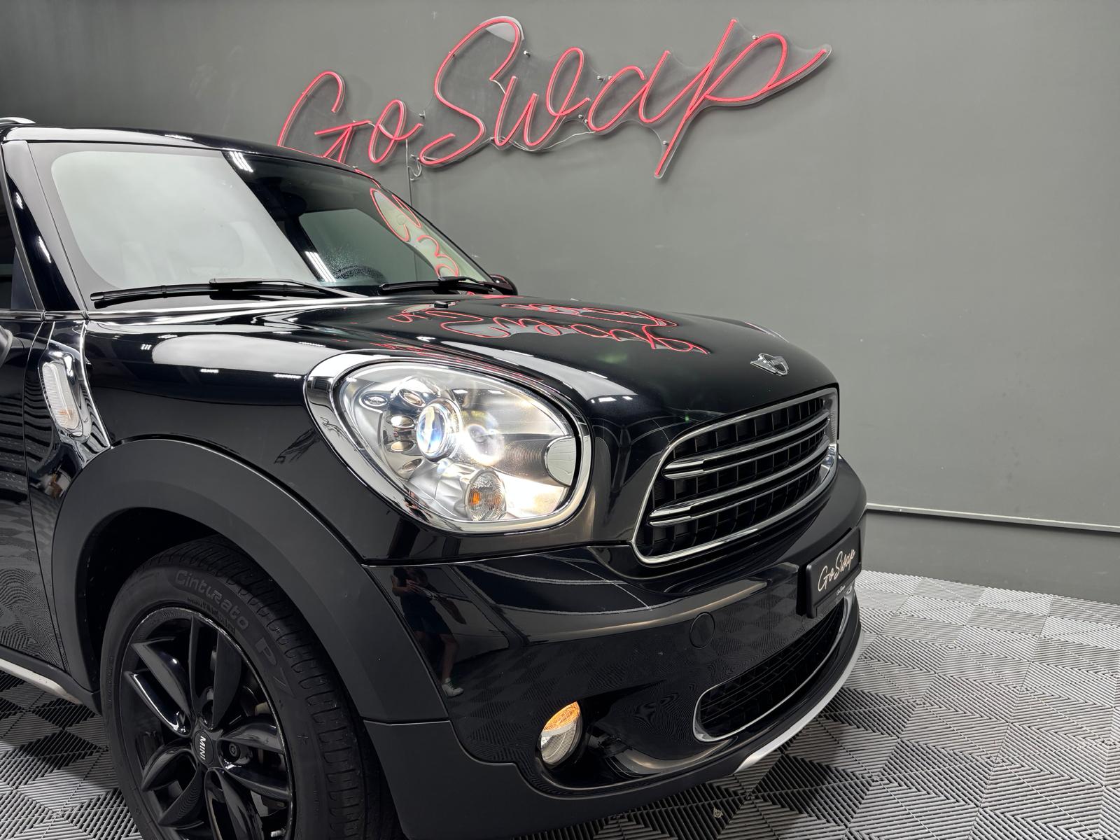 MINI Countryman Cooper ALL4-showroom-element-1