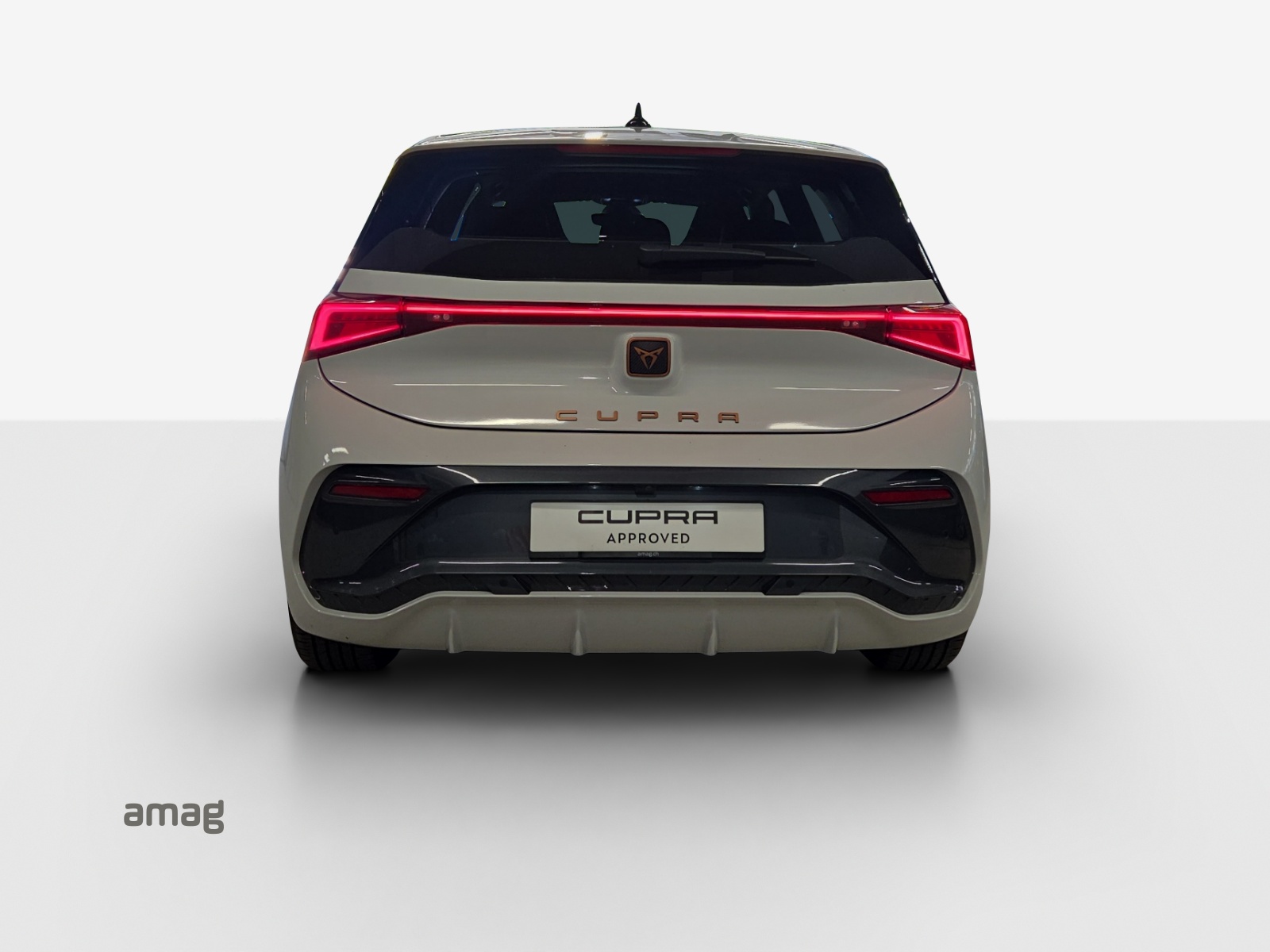 CUPRA Born 79 kWh e-Boost-showroom-element-3
