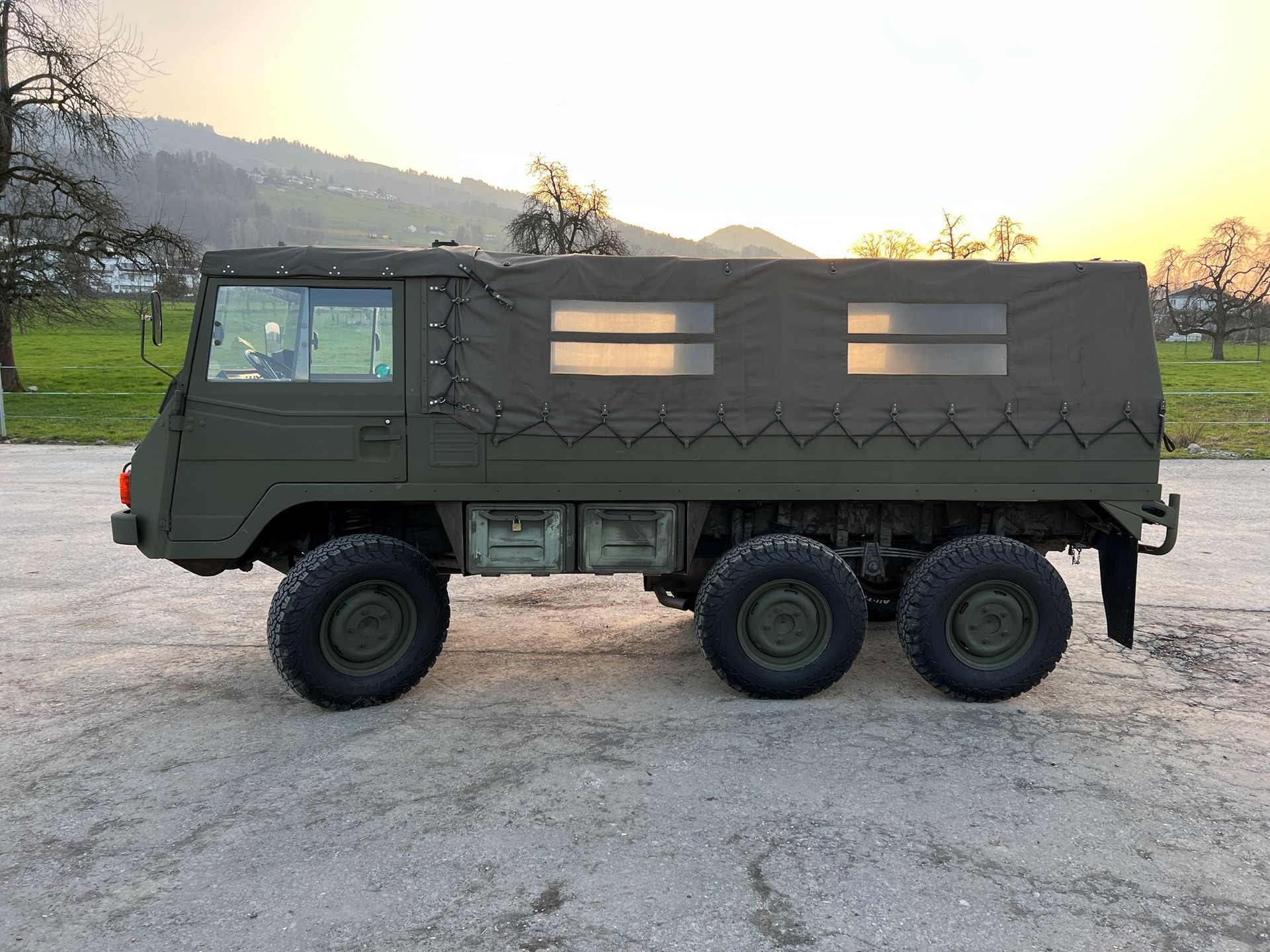 STEYR Pinzgauer 712M-image-2
