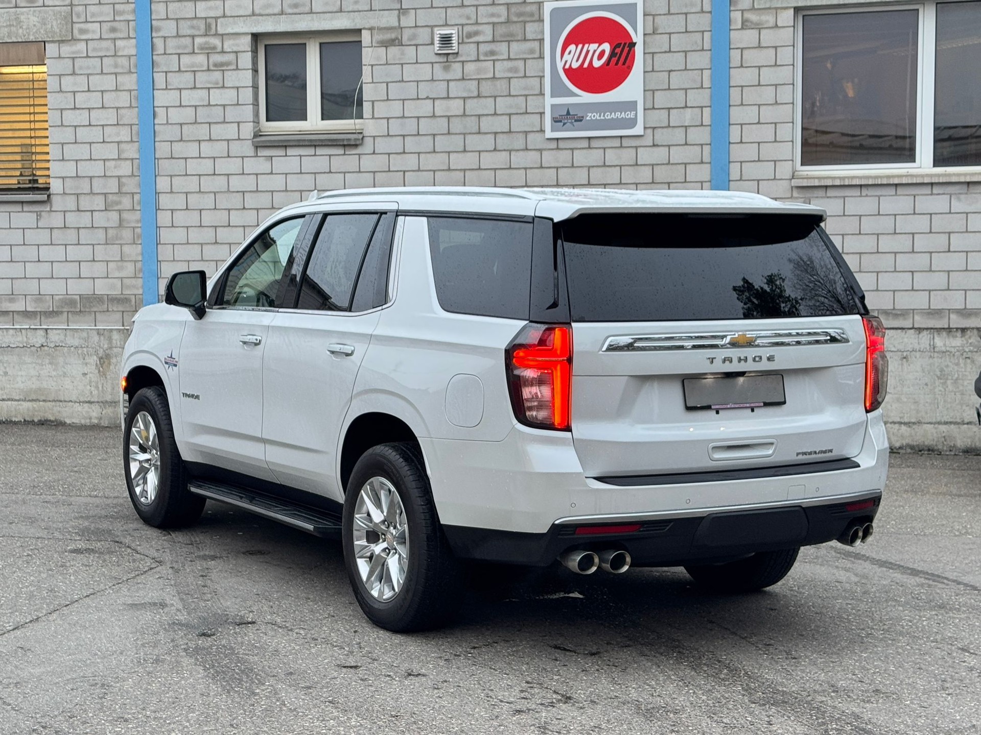 CHEVROLET TAHOE PREMIER 6.2L V8 4x4 AWD-image-14
