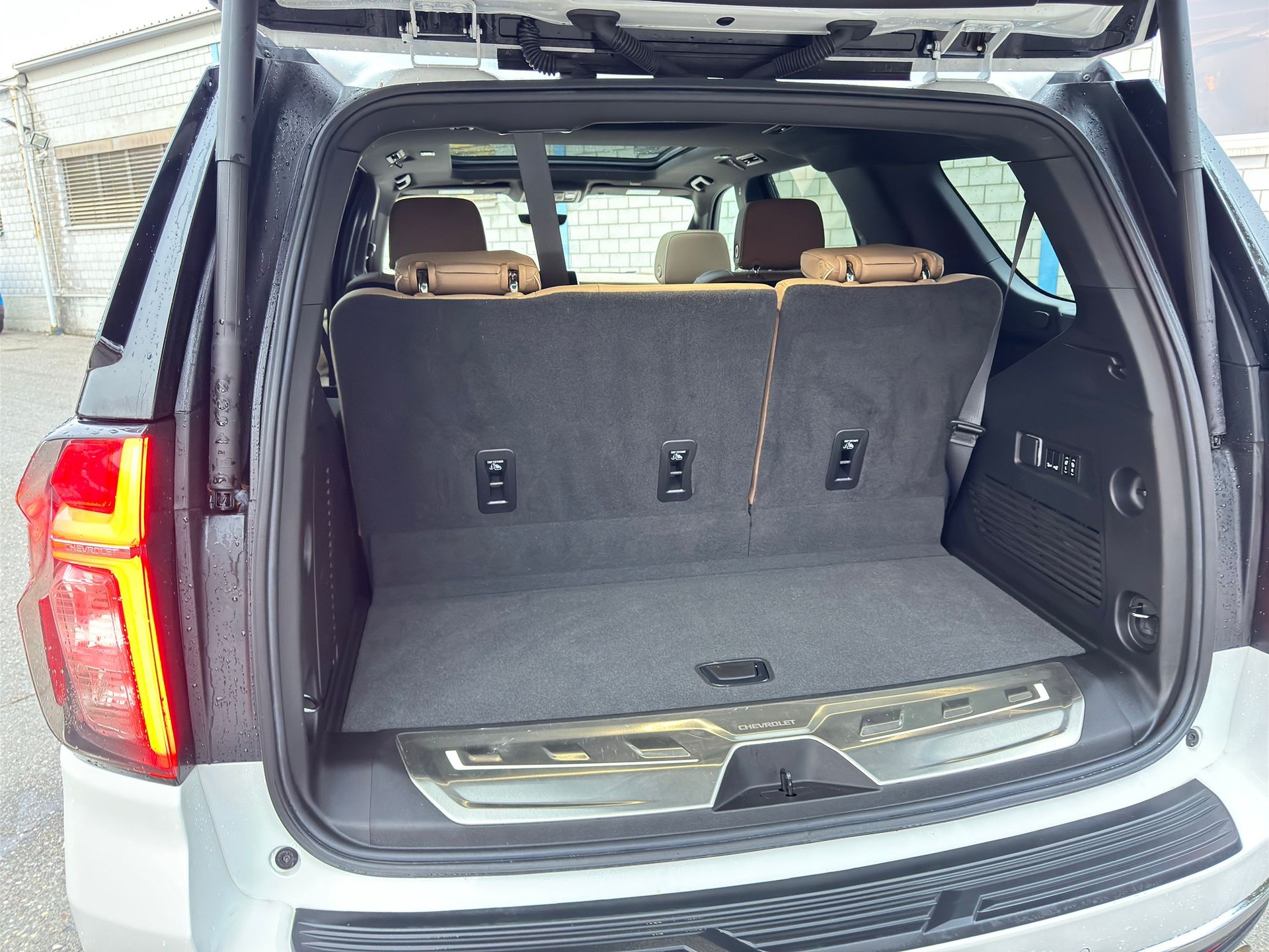 CHEVROLET TAHOE PREMIER 6.2L V8 4x4 AWD-image-13