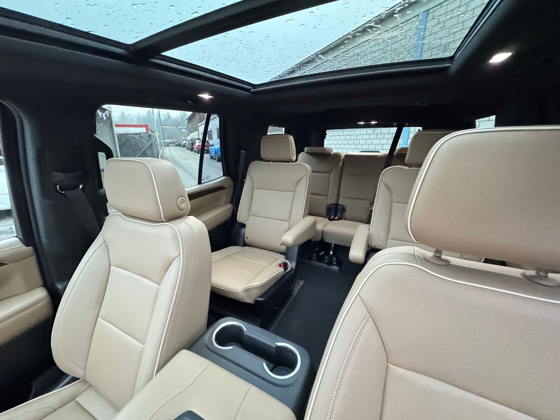 CHEVROLET TAHOE PREMIER 6.2L V8 4x4 AWD-image-5