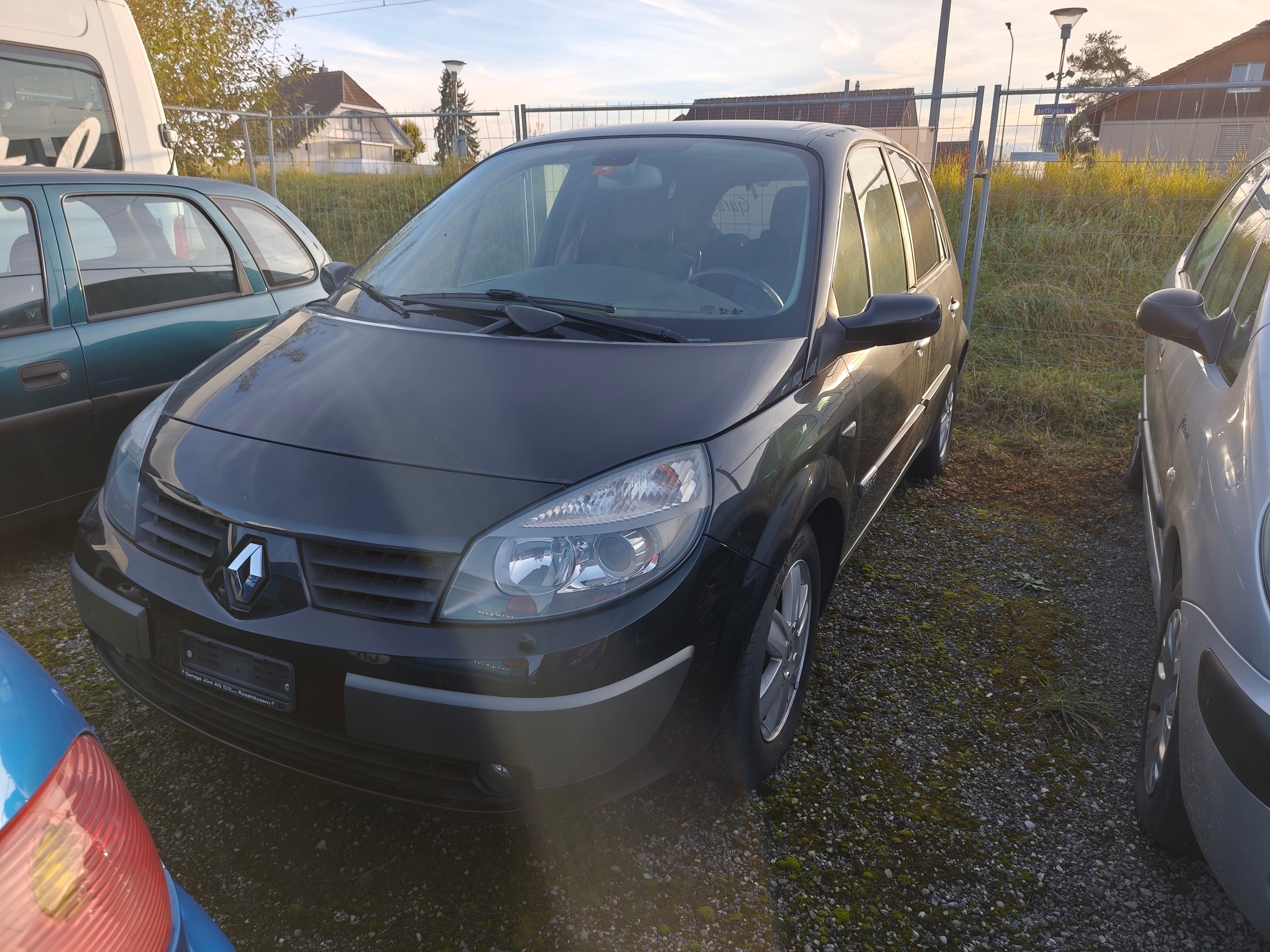 RENAULT Scénic 1.9 dCi Privilège (Kompaktvan / Minivan) Renault RENAULT Scénic 1.9 dCi Privilège (Kompaktvan / Minivan)