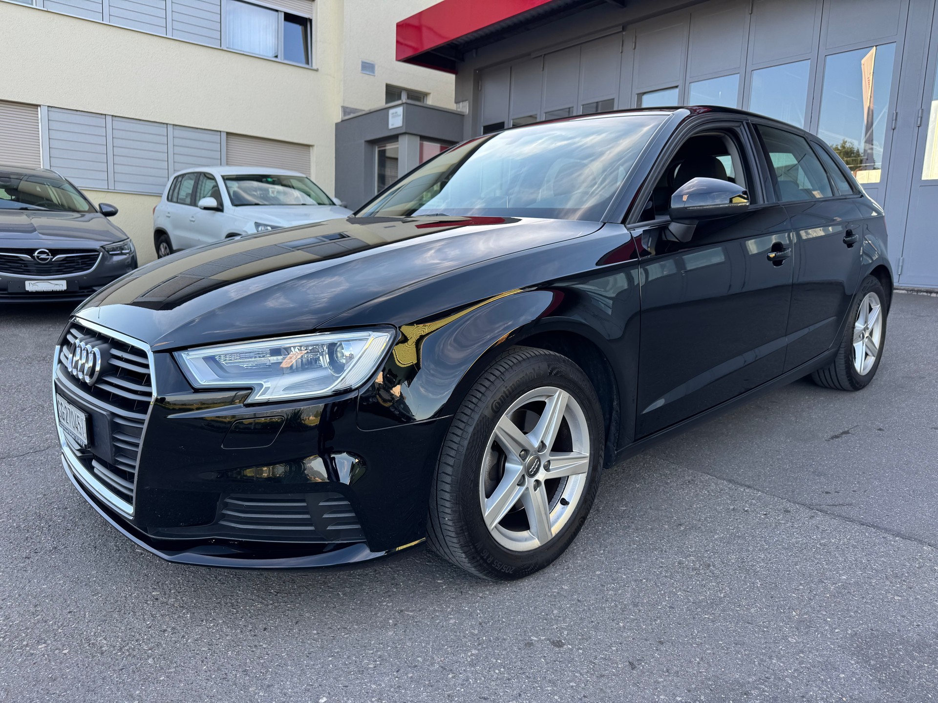 AUDI A3 Sportback 35 TFSI S-tronic-showroom-element-2