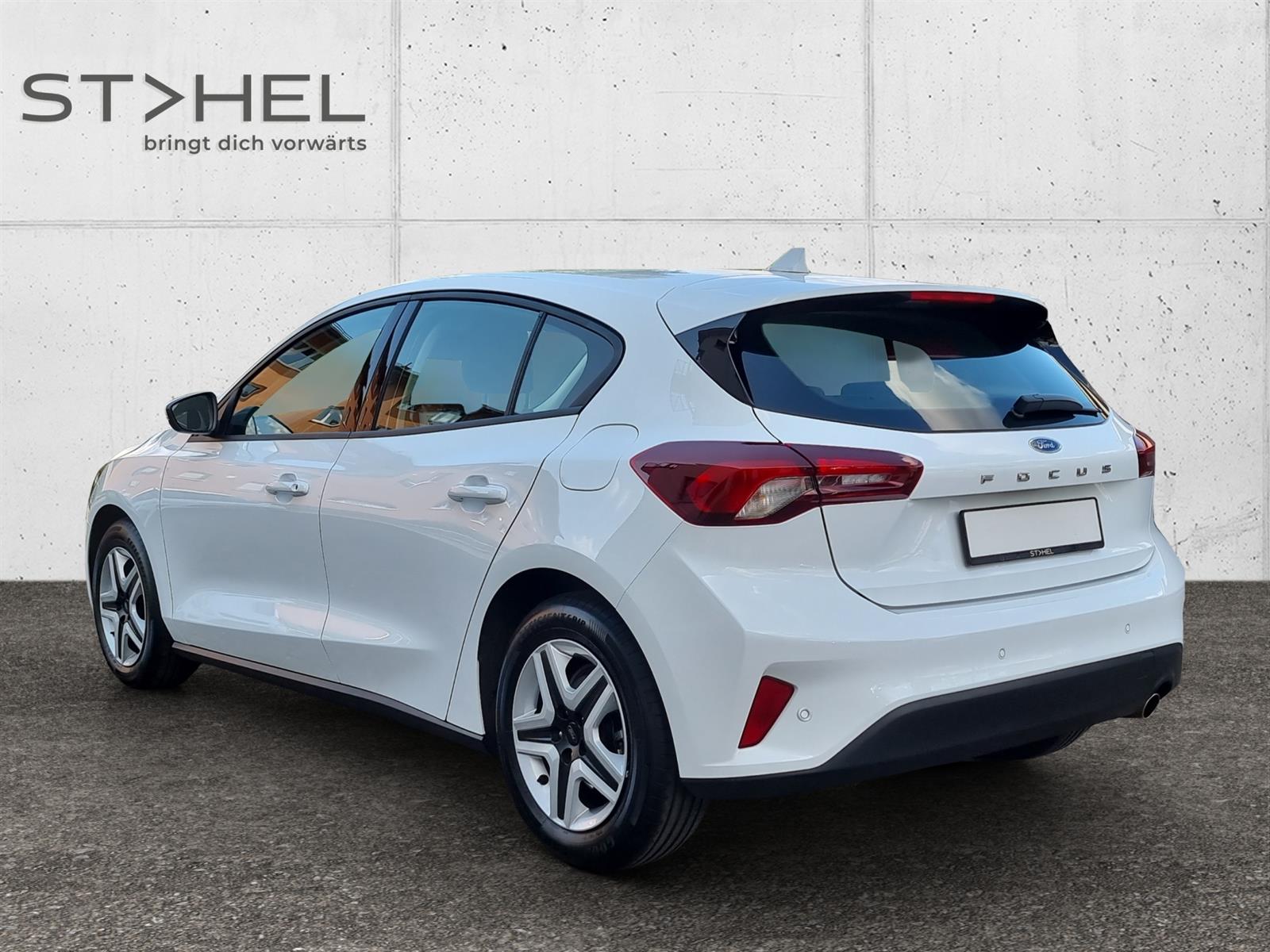 FORD Focus 1.0i EcoB 100 Cool & Connect-showroom-element-2