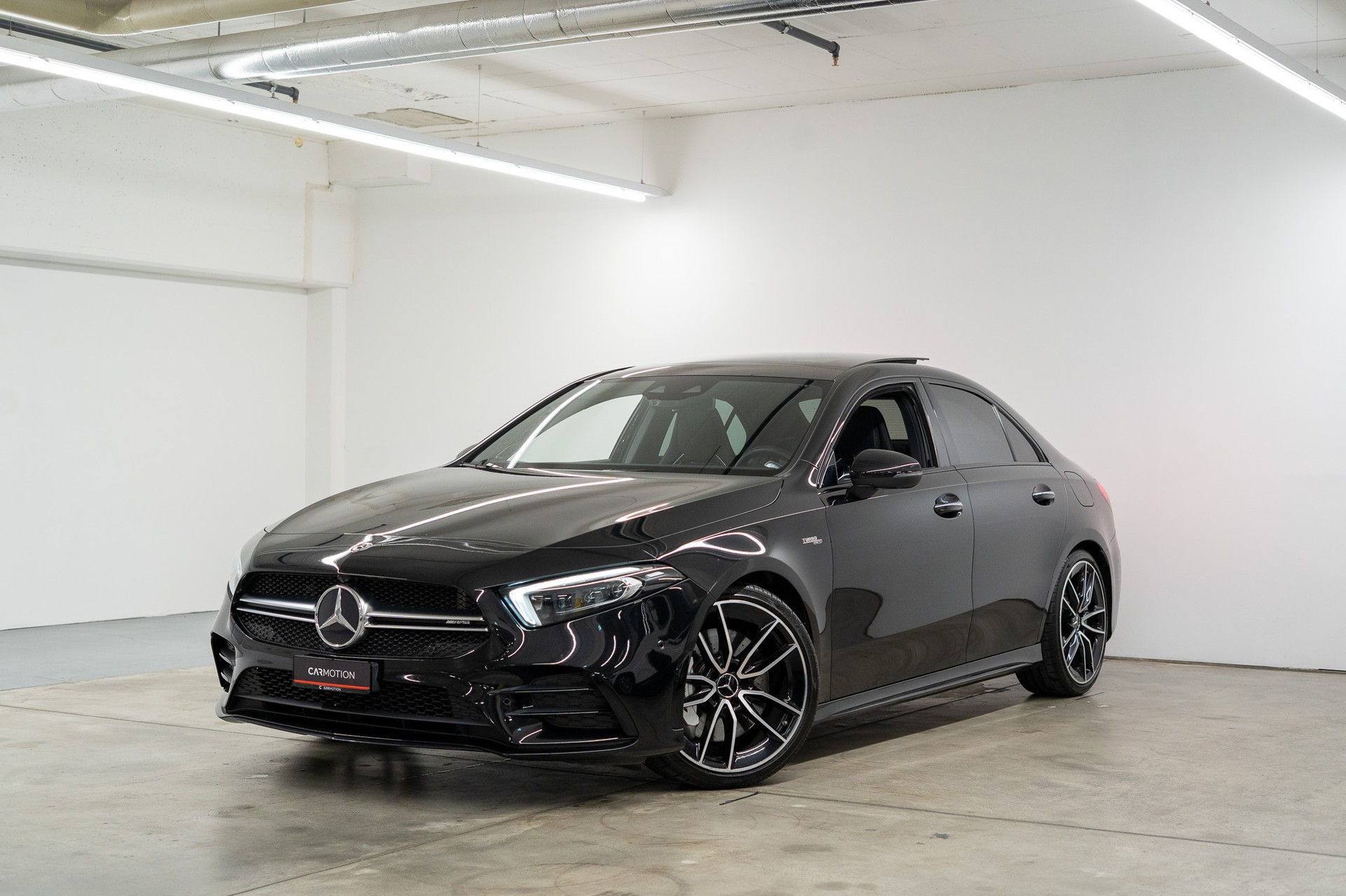 MERCEDES-BENZ A 35 AMG 4matic Limousine *CH-Fahrzeug*