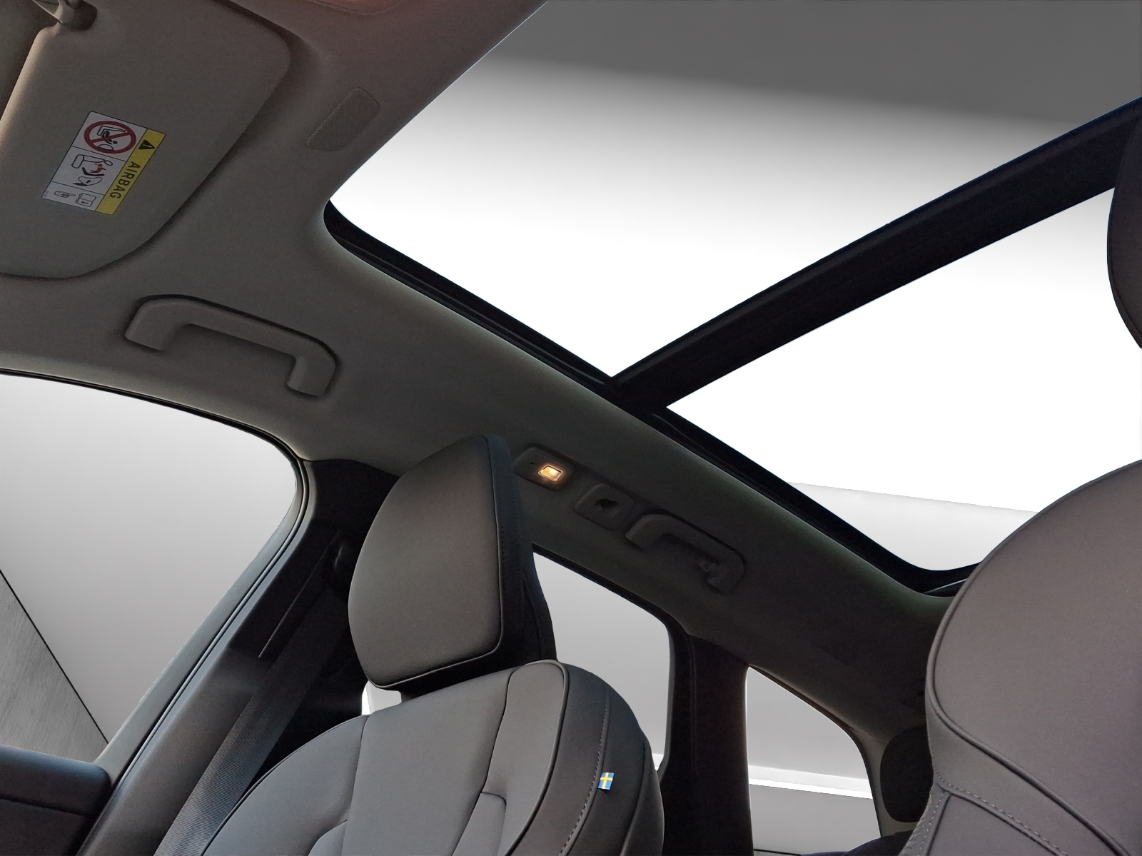 Image VOLVO XC60 XC60 T6 eAWD PluginHybrid Ultra Dark Geartronic