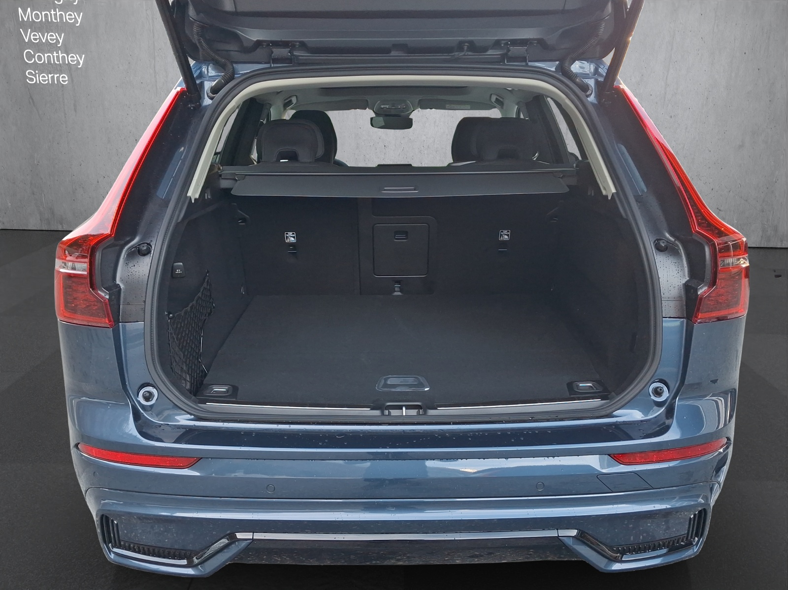 Image VOLVO XC60 XC60 T6 eAWD PluginHybrid Ultra Dark Geartronic