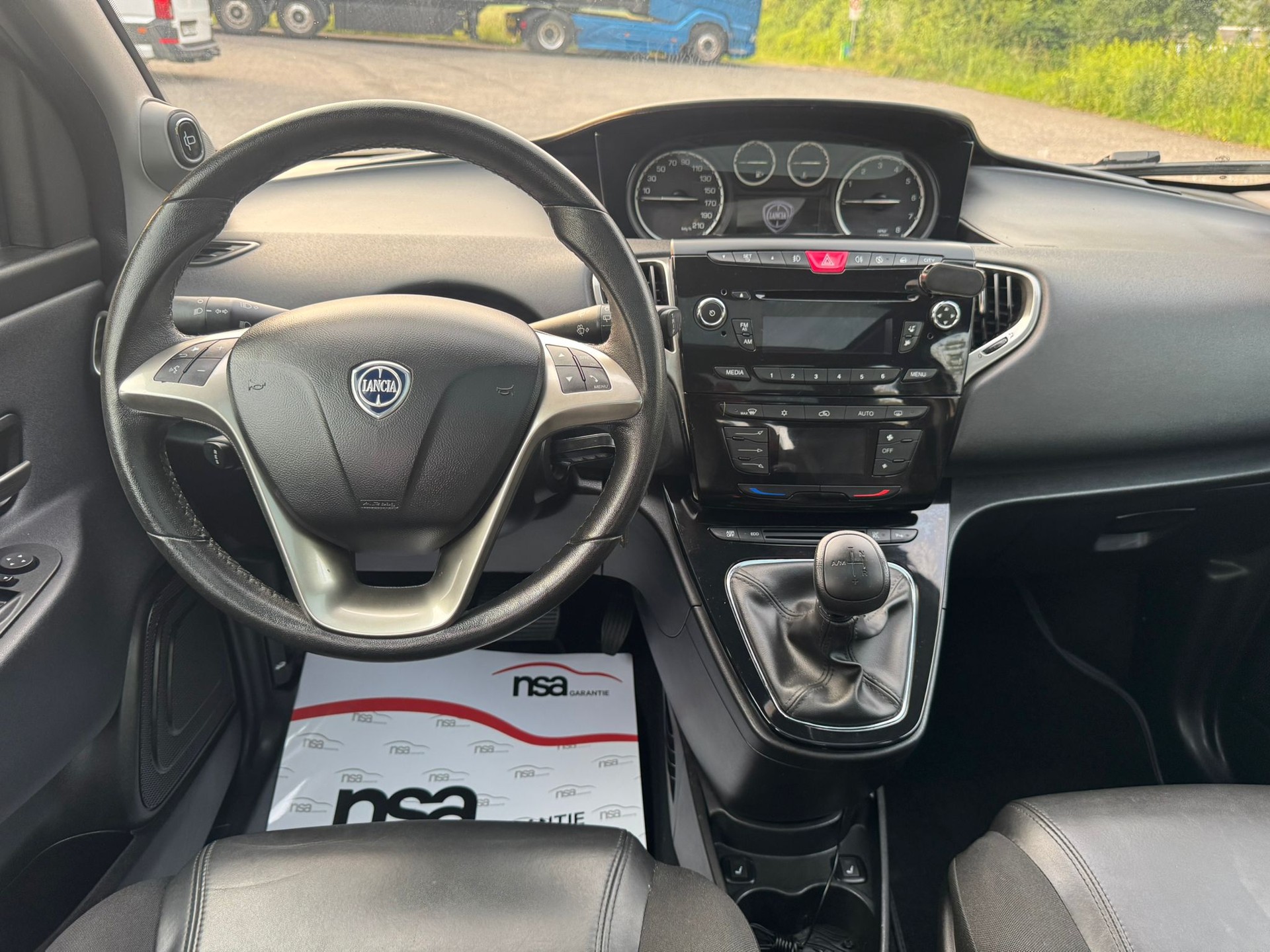 LANCIA Ypsilon 0.9 TwinAir Gold DFN-image-15
