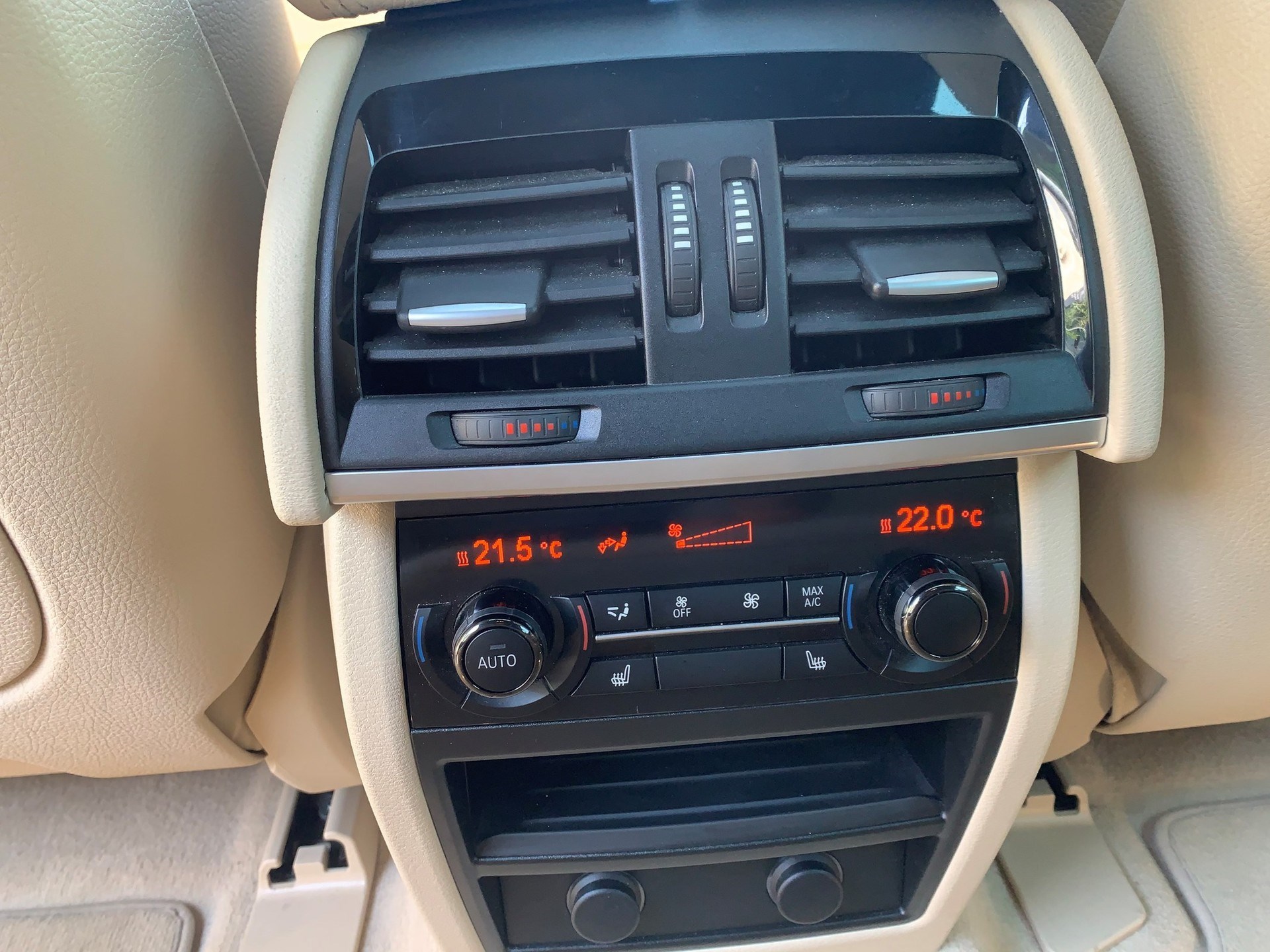 BMW X6 xDrive 40d Pure M Sport Steptronic-image-11