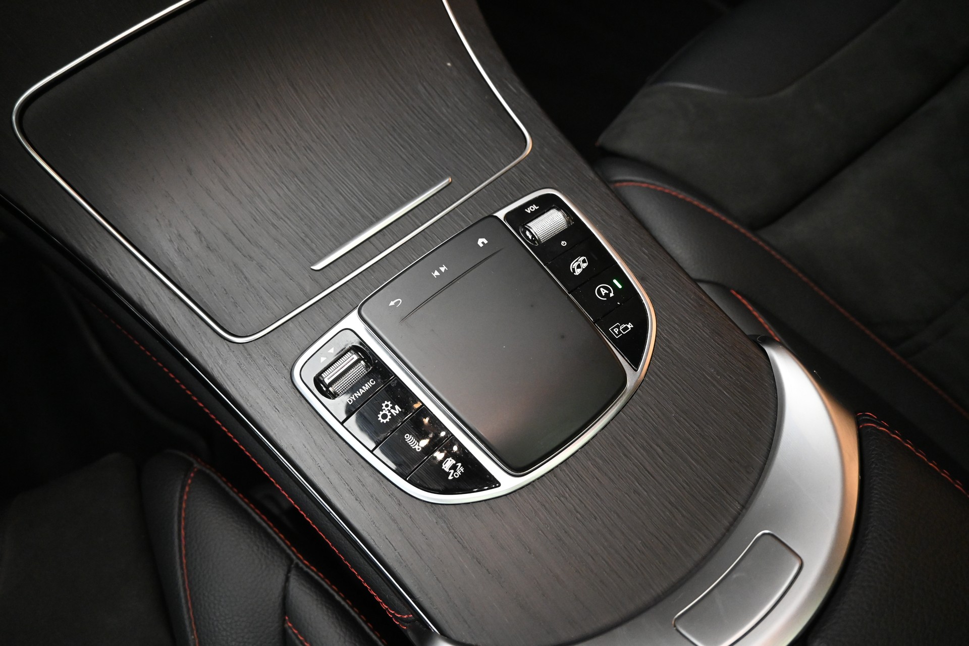 MERCEDES-BENZ GLC Coupé 43 AMG 4Matic 9G-Tronic-image-11