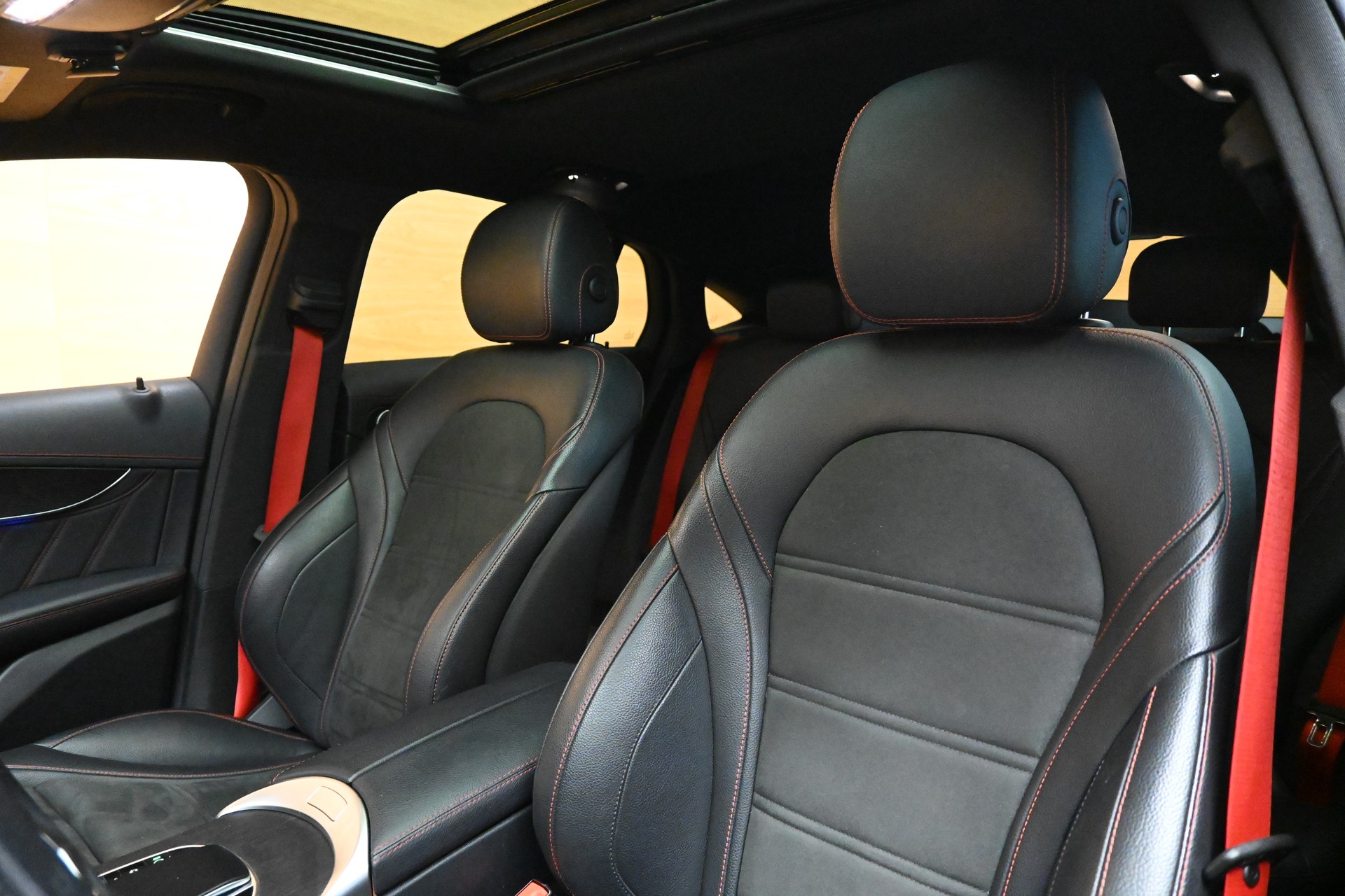 MERCEDES-BENZ GLC Coupé 43 AMG 4Matic 9G-Tronic-image-6