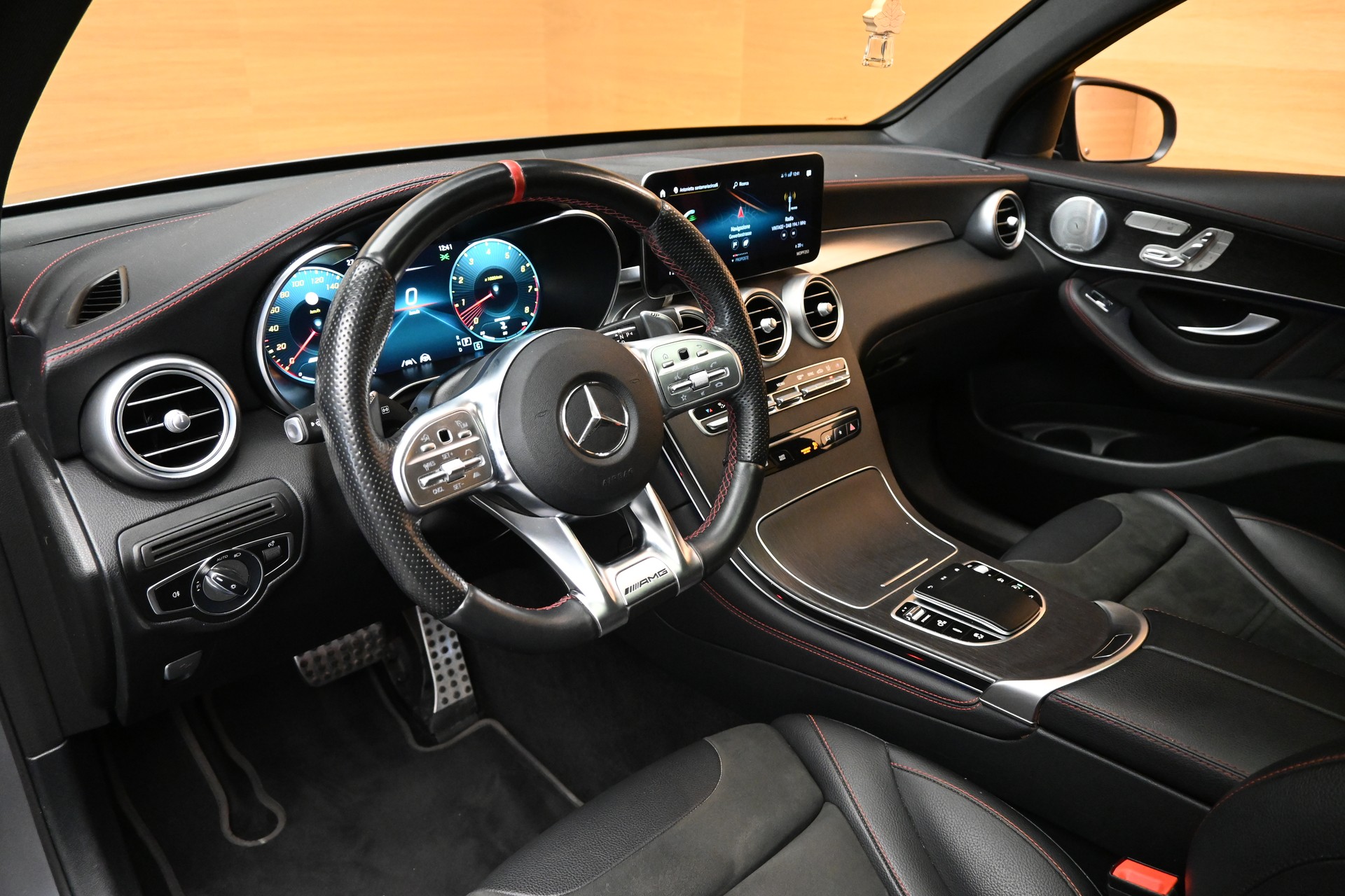 MERCEDES-BENZ GLC Coupé 43 AMG 4Matic 9G-Tronic-image-7