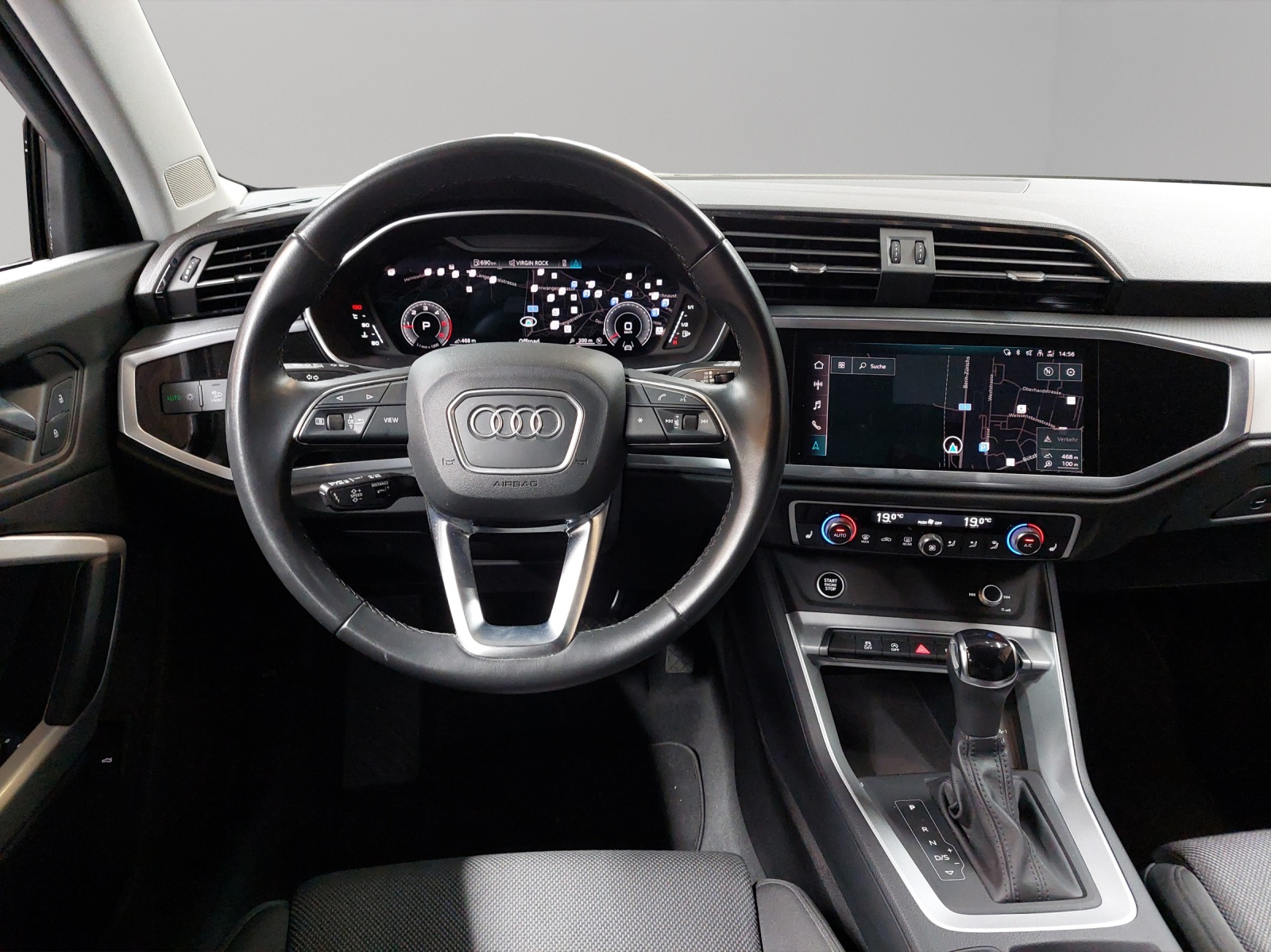 AUDI Q3 35 TDI S line quattro S-tronic-image-6