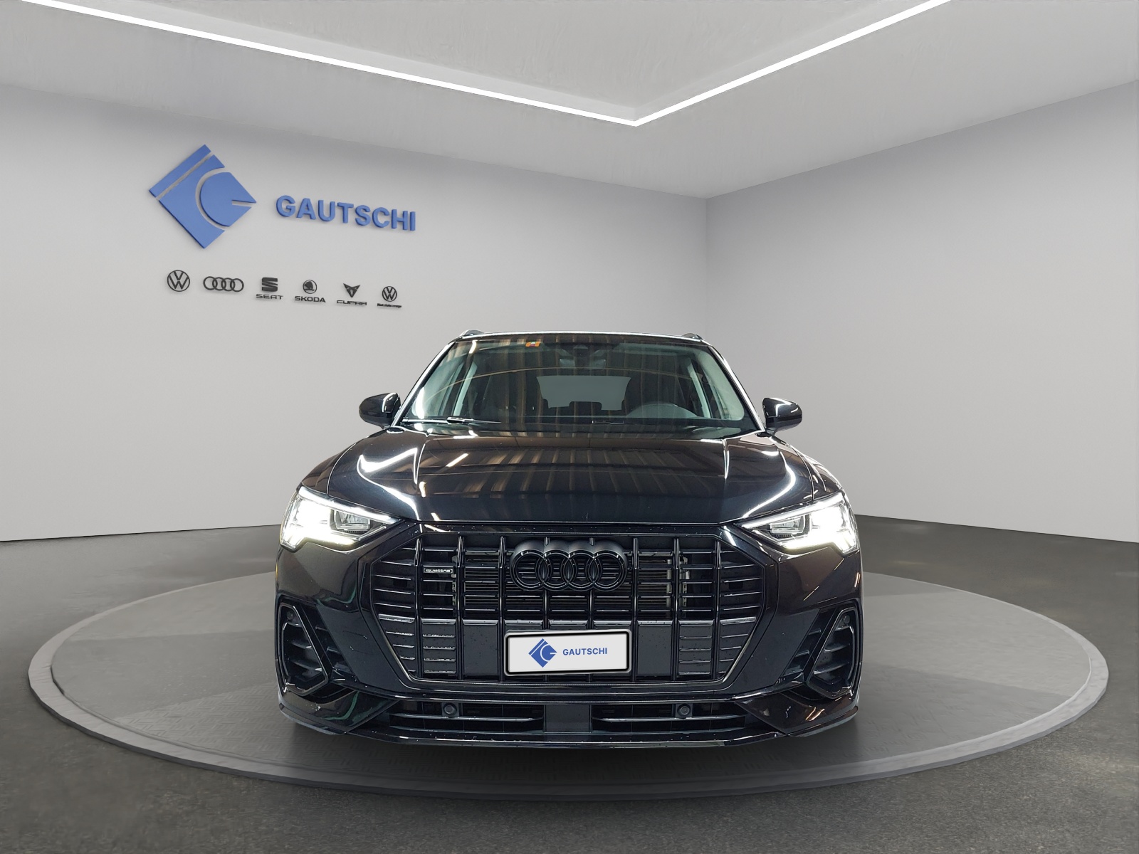 AUDI Q3 35 TDI S line quattro S-tronic-image-4
