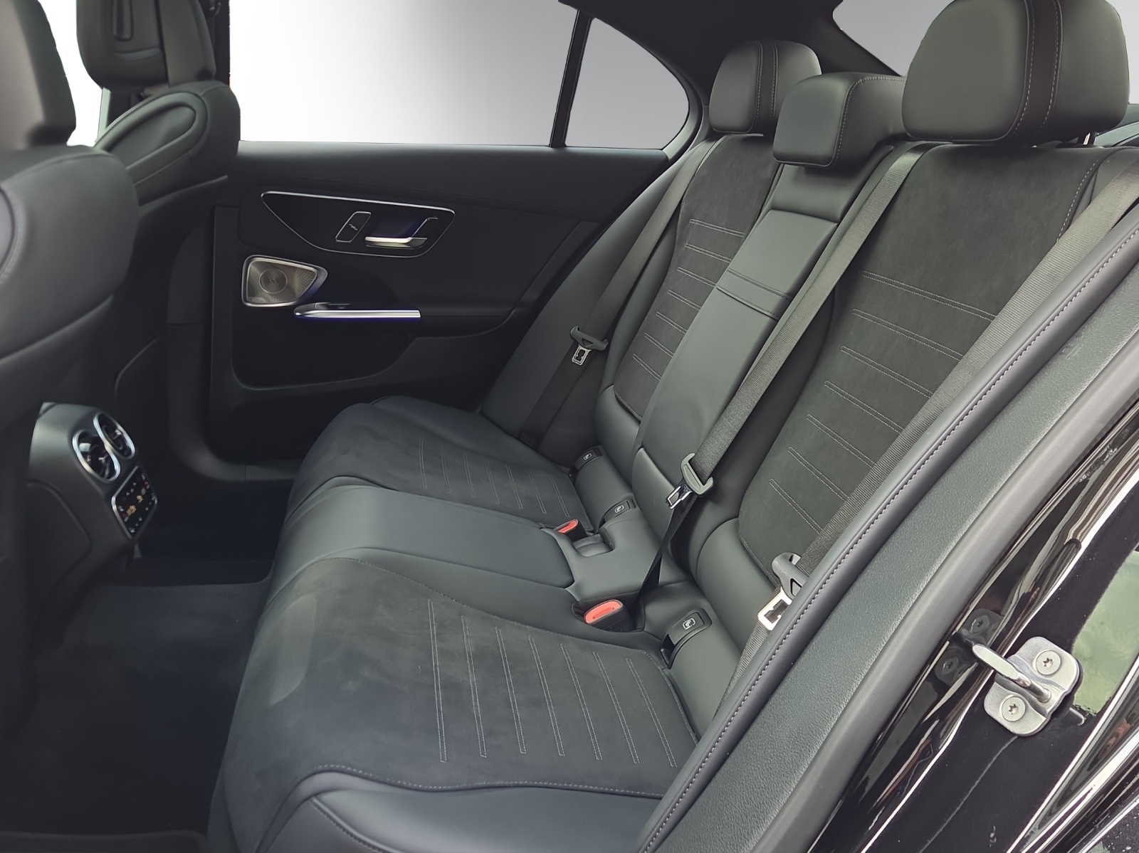 Image MERCEDES-BENZ C-300 C 300 4 Matic