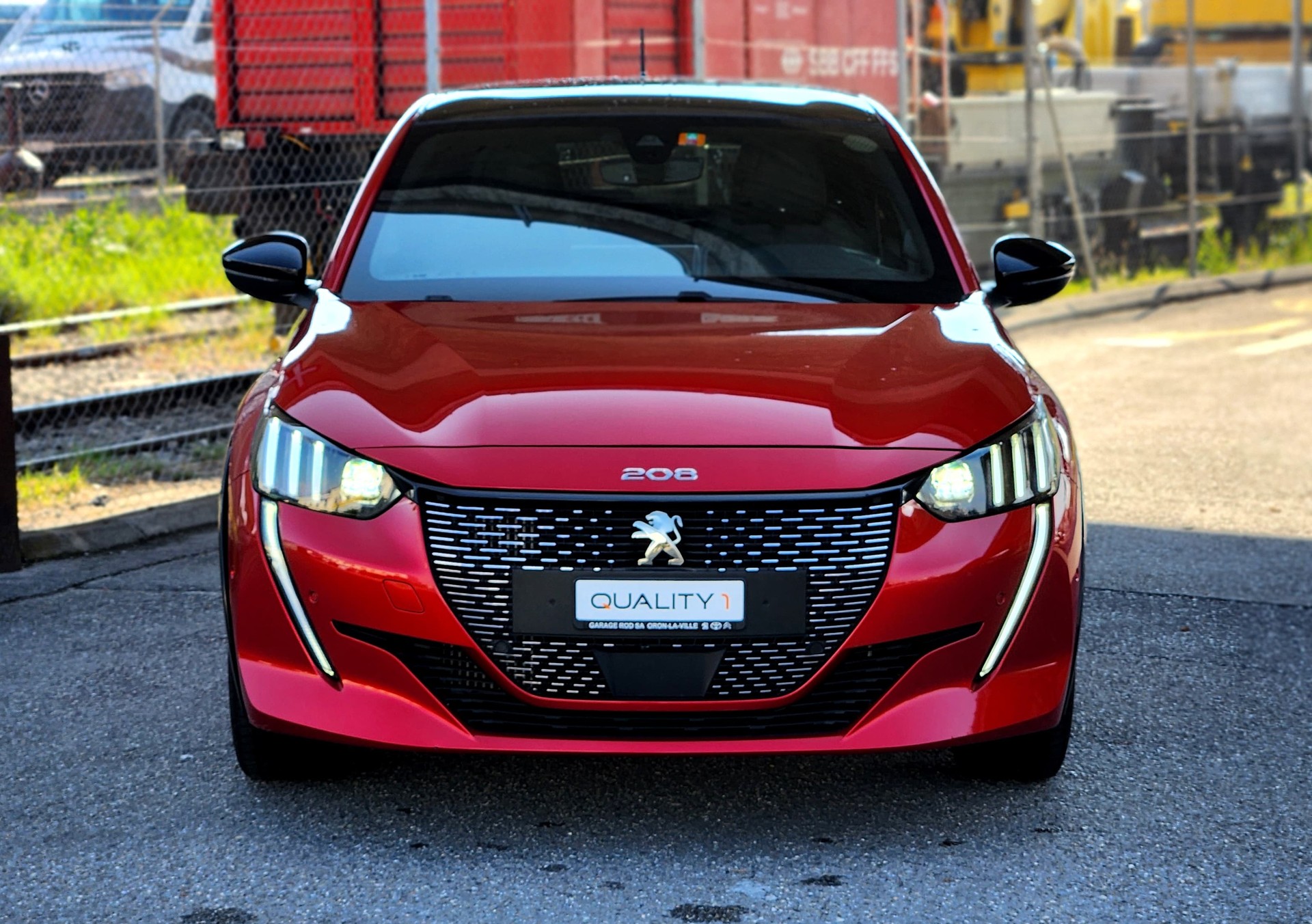 PEUGEOT 208 1.2 PureTech GT Pack EAT8-showroom-element-1