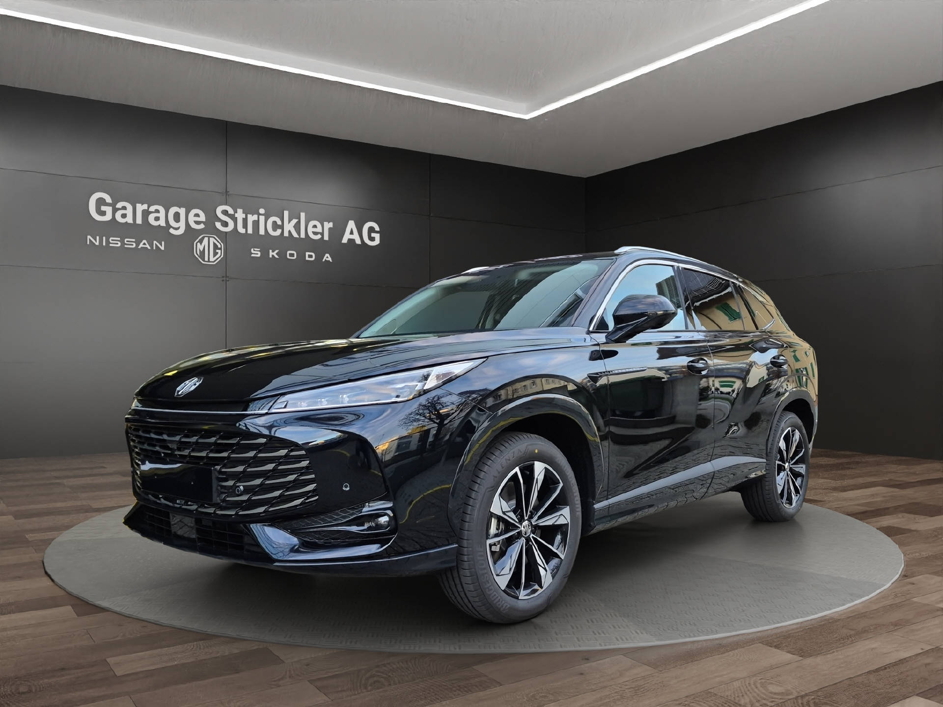 MG HS 1.5 Hybrid Luxury (SUV / GelÃ¤ndewagen)