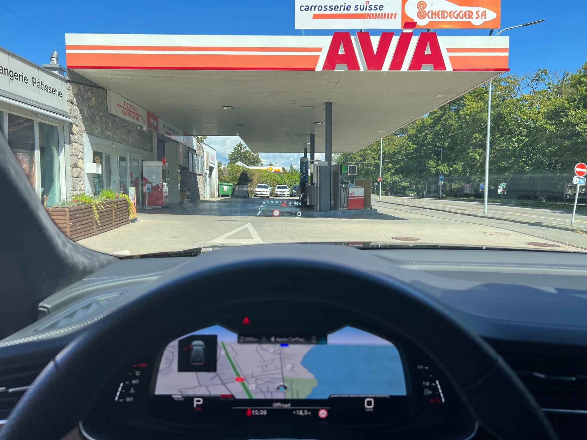 AUDI RSQ8 quattro tiptronic FULL Black-image-15