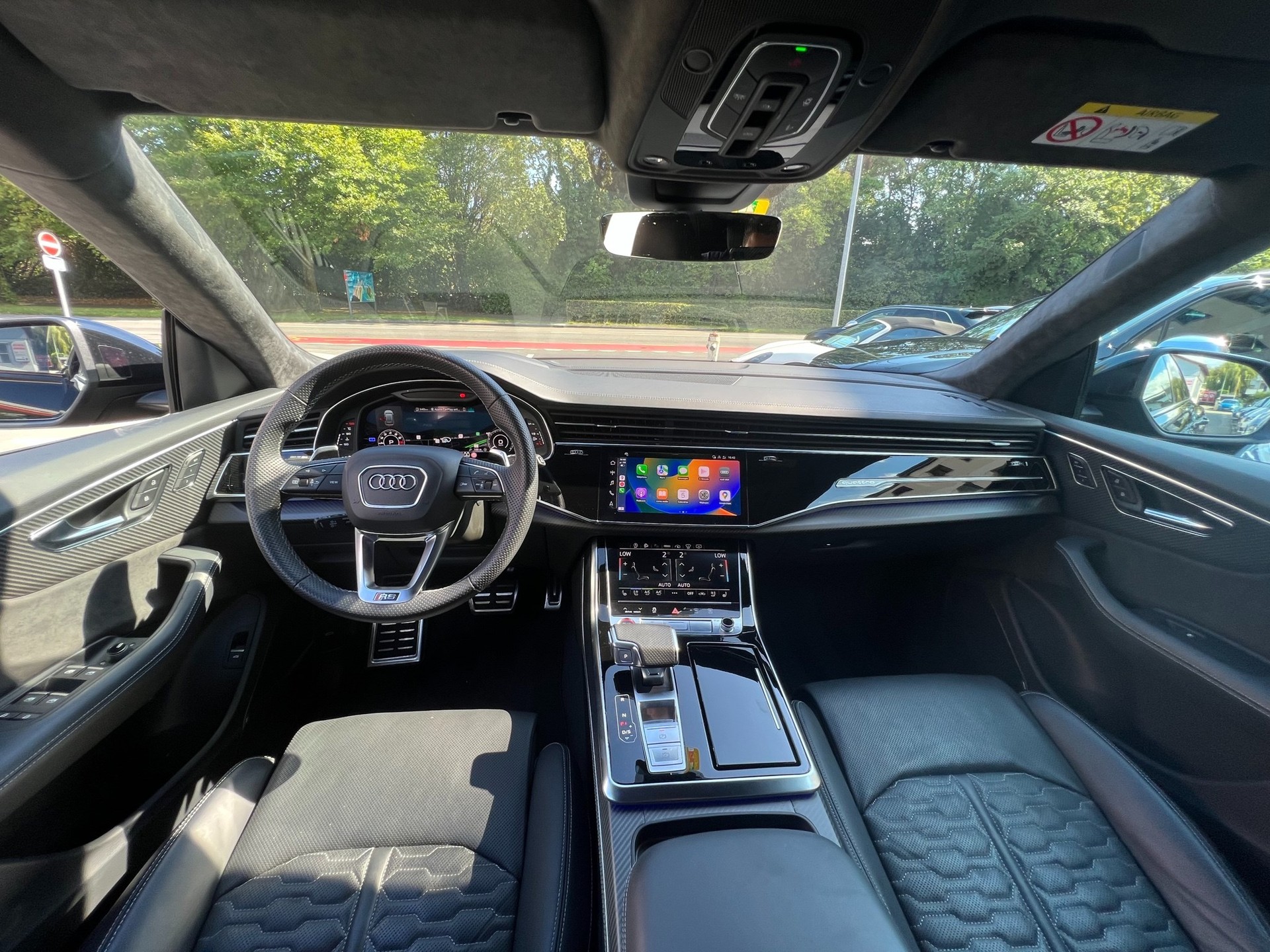 AUDI RSQ8 quattro tiptronic FULL Black-image-16