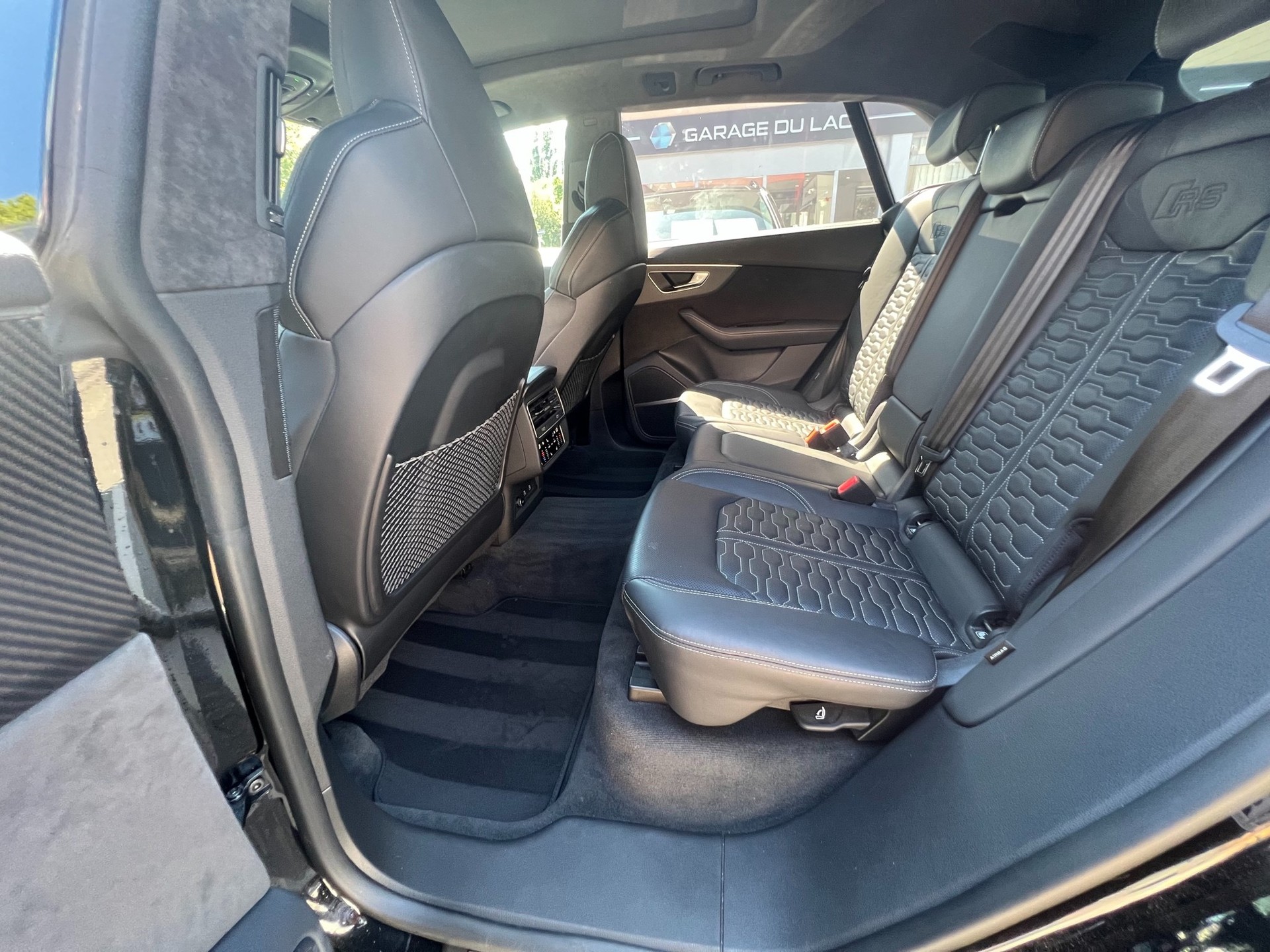AUDI RSQ8 quattro tiptronic FULL Black-image-27