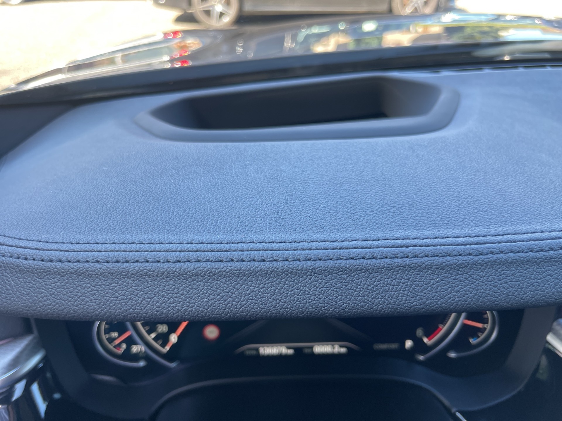 BMW 530d xDrive M Sport Touring Steptronic-image-9