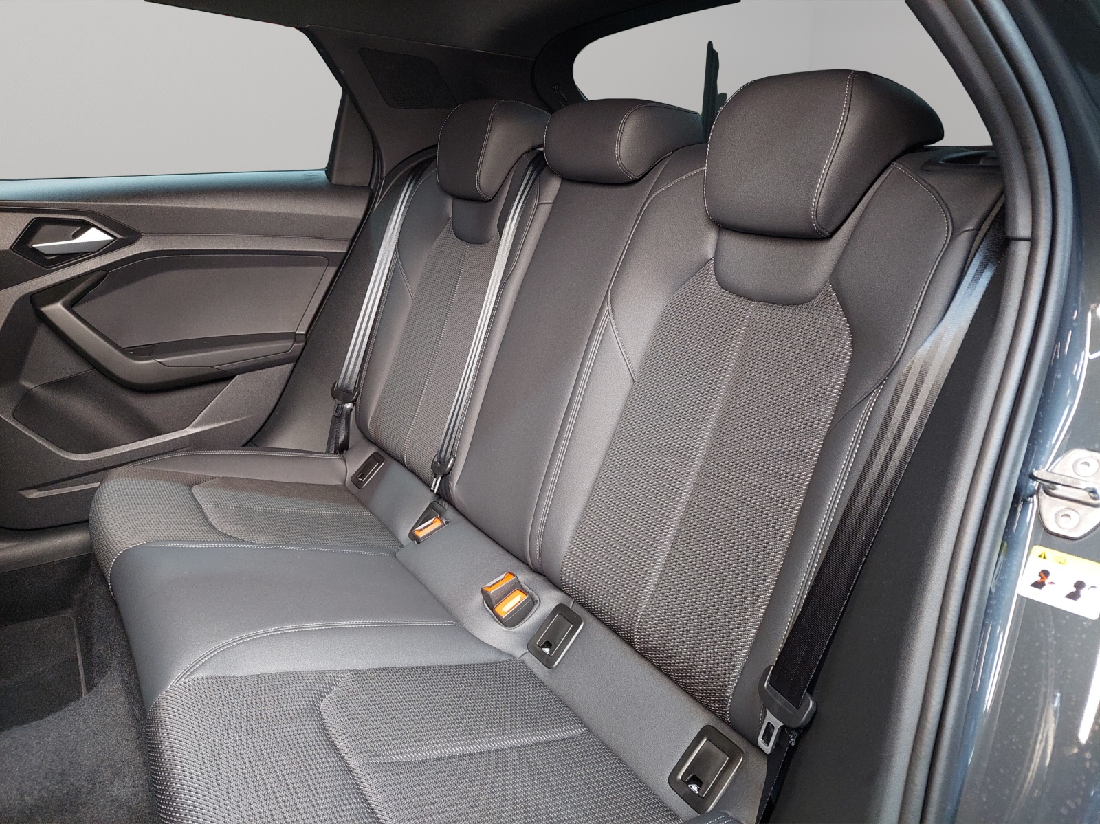 AUDI A1 Sportback 35 TFSI-image-7