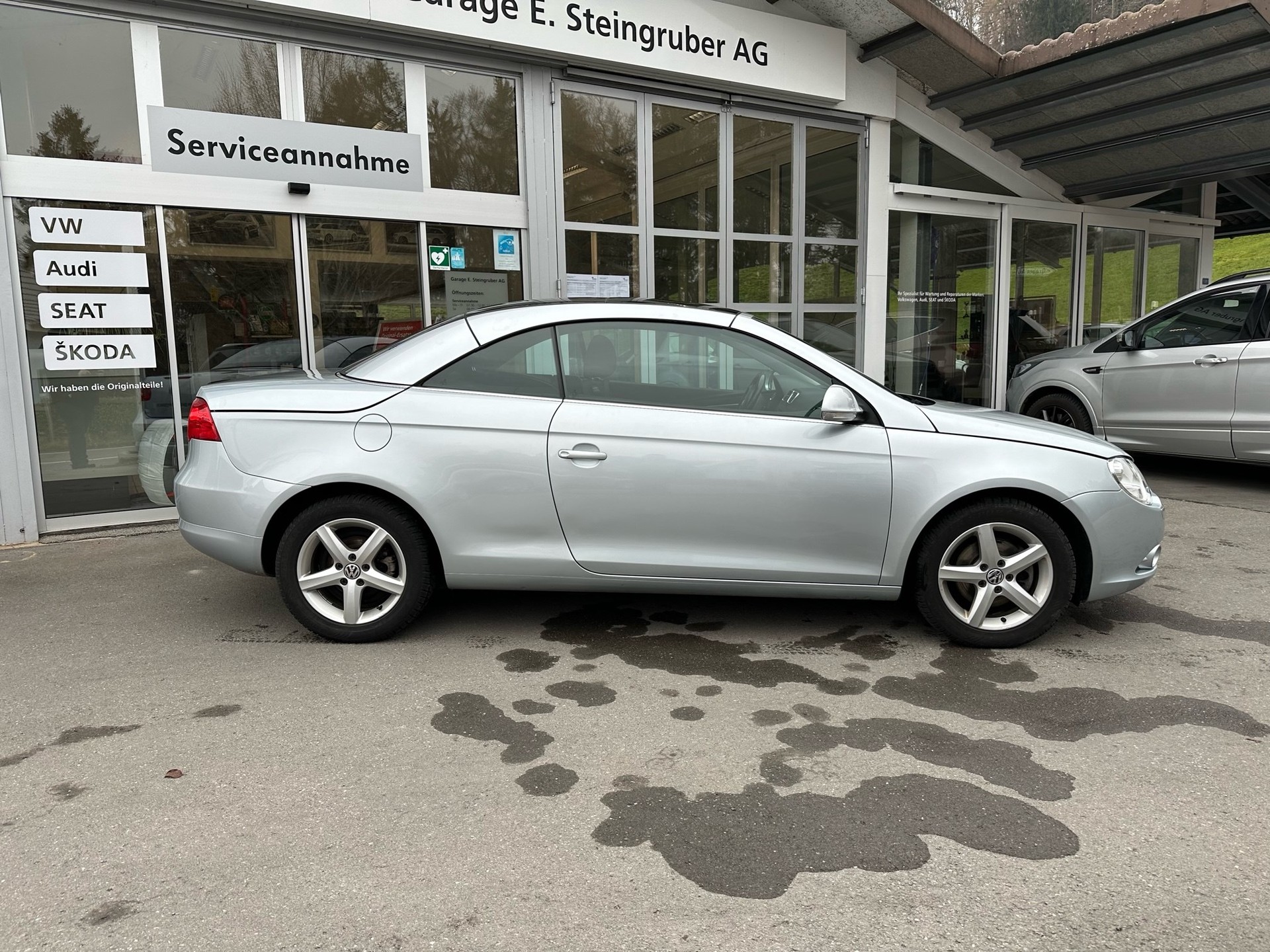 VW Eos 2.0 FSI-showroom-element-2