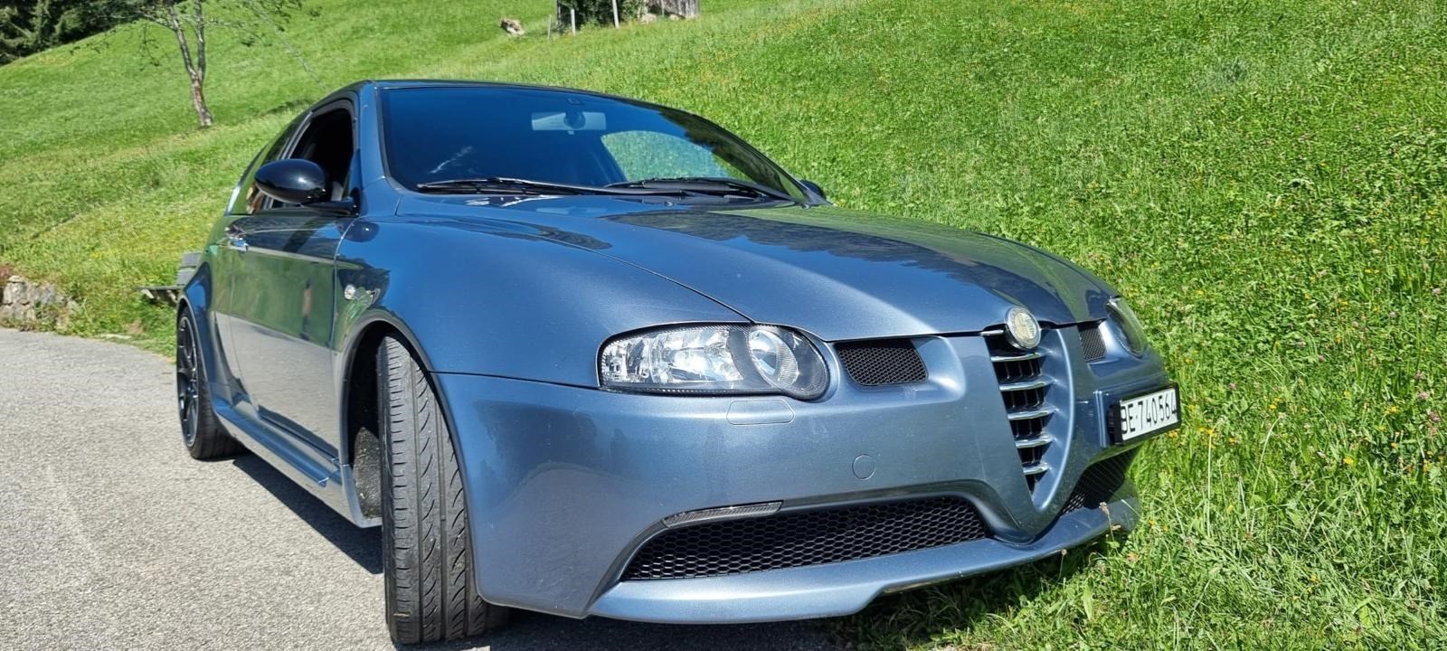 ALFA ROMEO 147 3.2 GTA (Limousine)