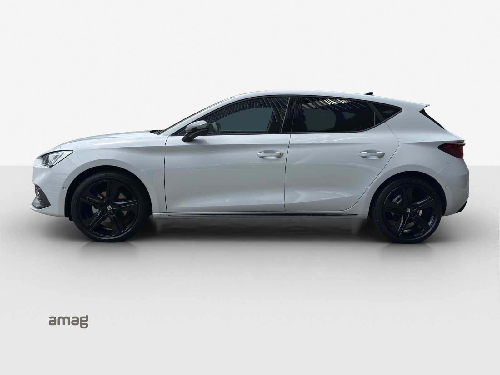 SEAT Leon 1.5 eTSI mHEV DSG 75 Edition-showroom-element-1