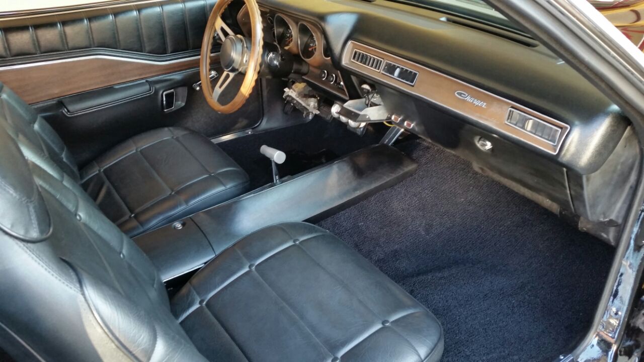 DODGE Charger-image-4