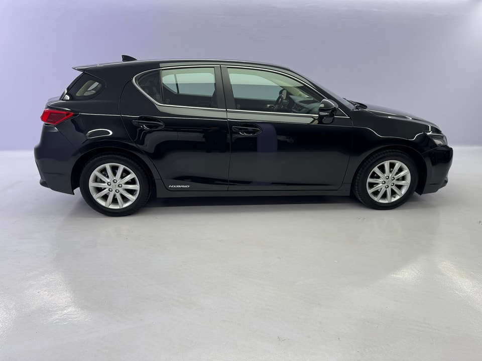 CT 200h Excellence Voll-Hybrid