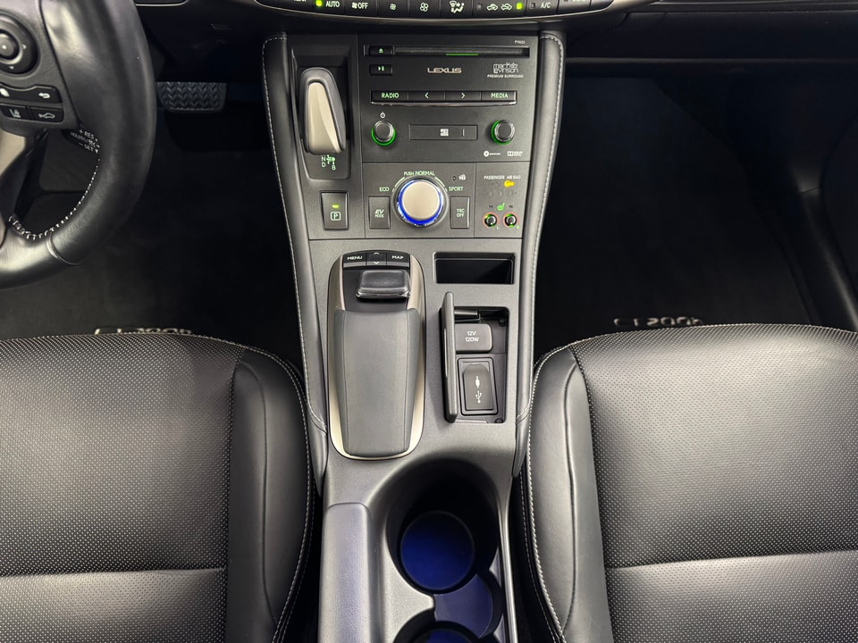 CT 200h Excellence Voll-Hybrid