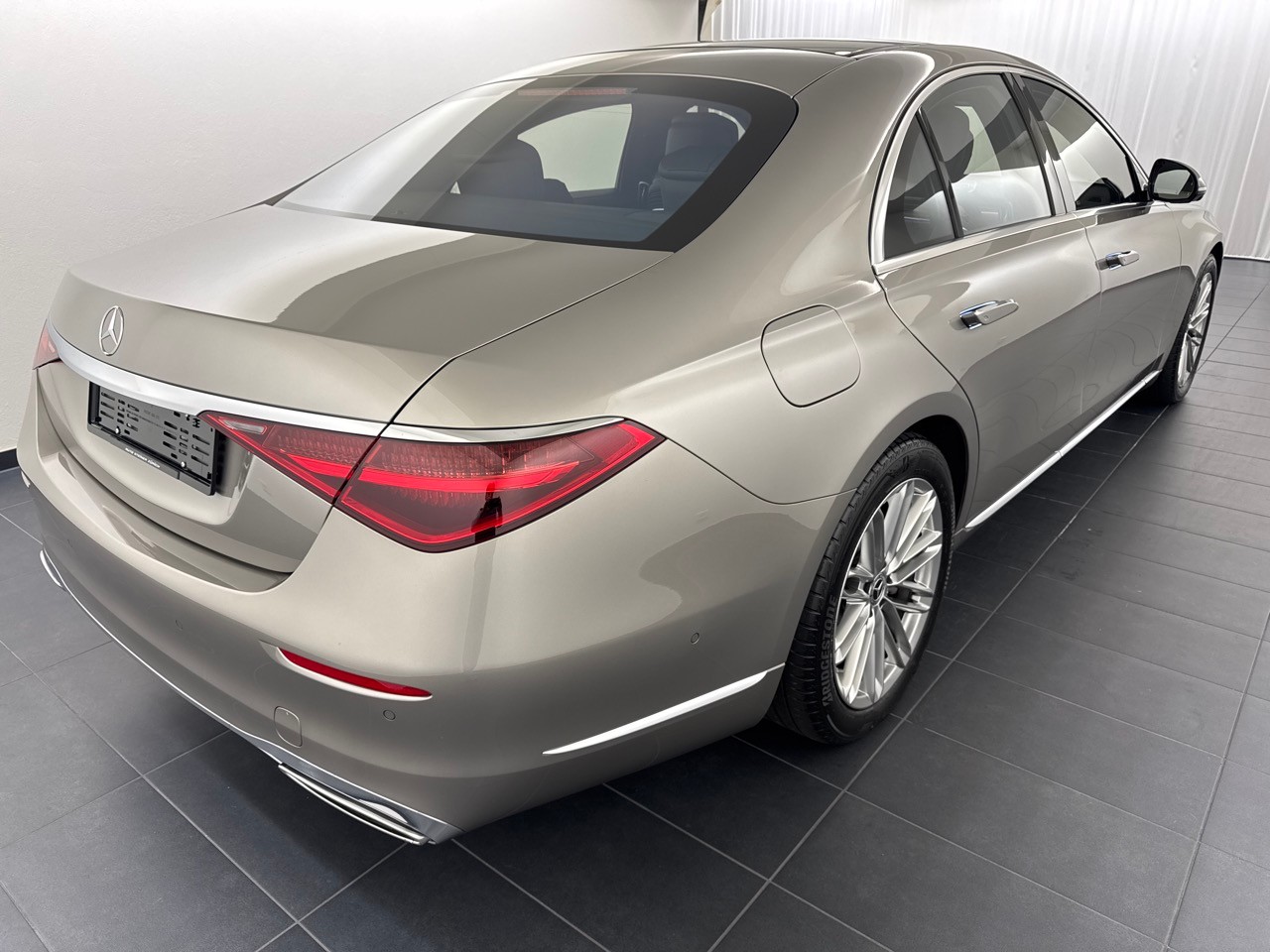 MERCEDES-BENZ S 580 4Matic 9G-Tronic-image-2