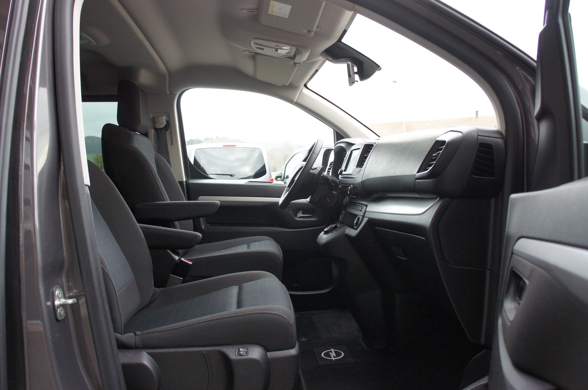 OPEL Zafira Life 2.0 CDTI Business Edition L Automatik-image-8