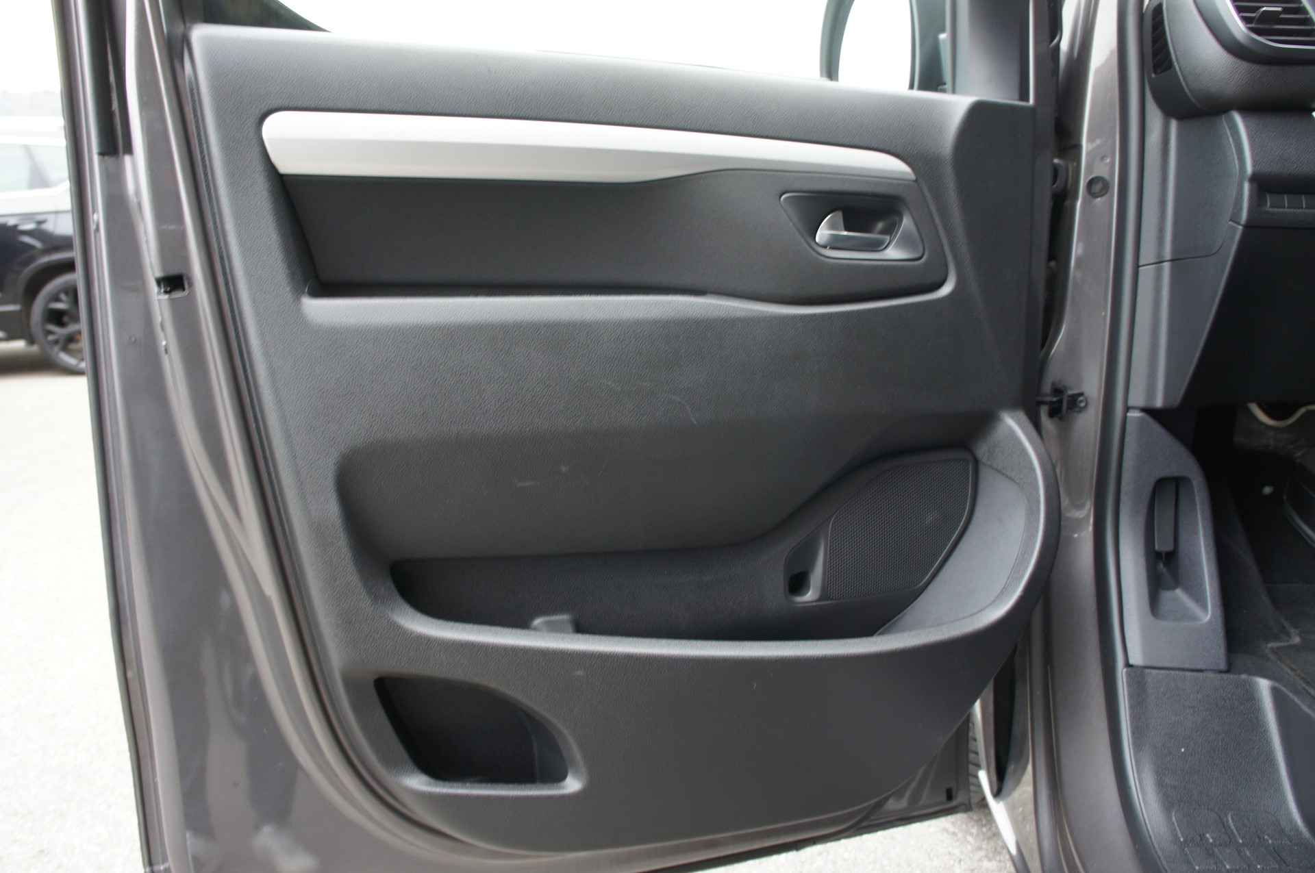 OPEL Zafira Life 2.0 CDTI Business Edition L Automatik-image-13