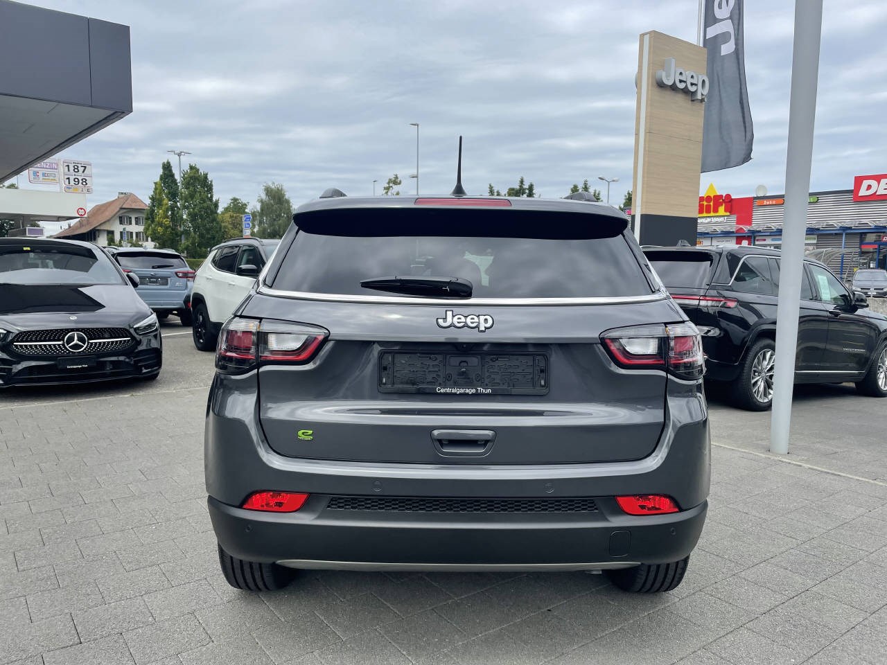 JEEP Compass 1.5 Turbo Swiss Limited-image-3
