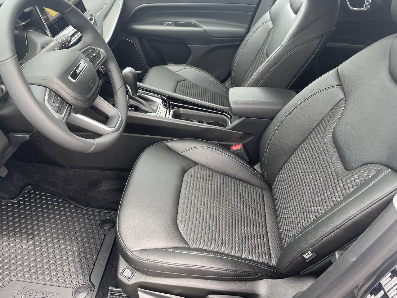 JEEP Compass 1.5 Turbo Swiss Limited-image-7