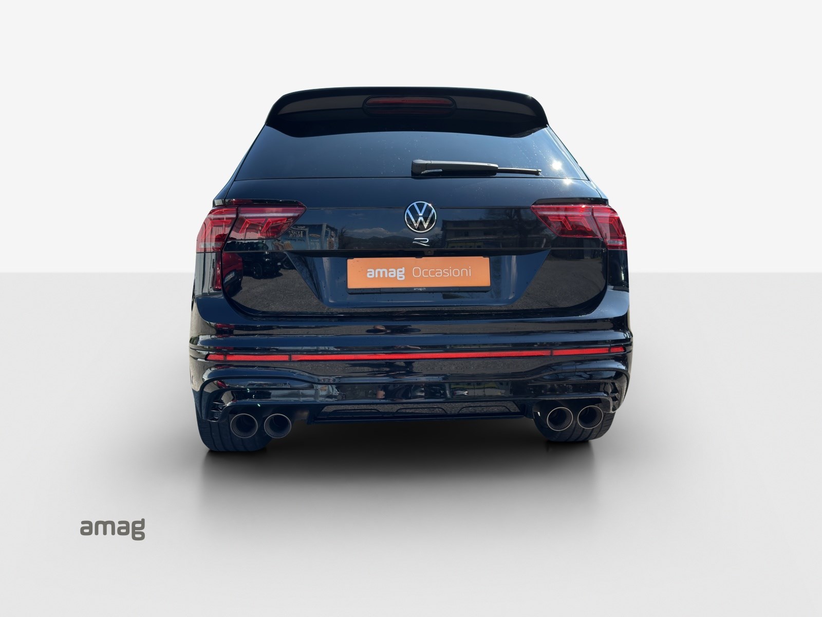 VW Tiguan 2.0TSI R 4Motion DSG-showroom-element-3