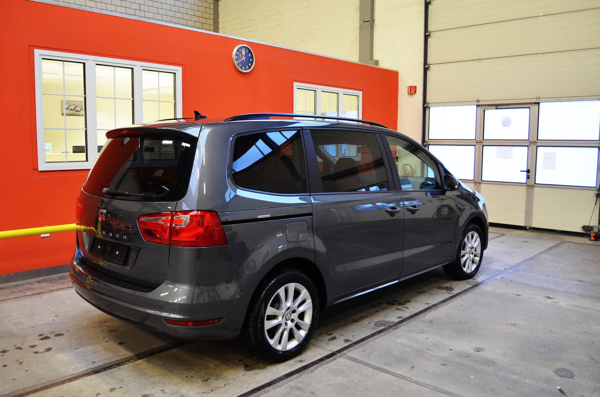 SEAT Alhambra 2.0 TDI Style Eco DSG-image-4