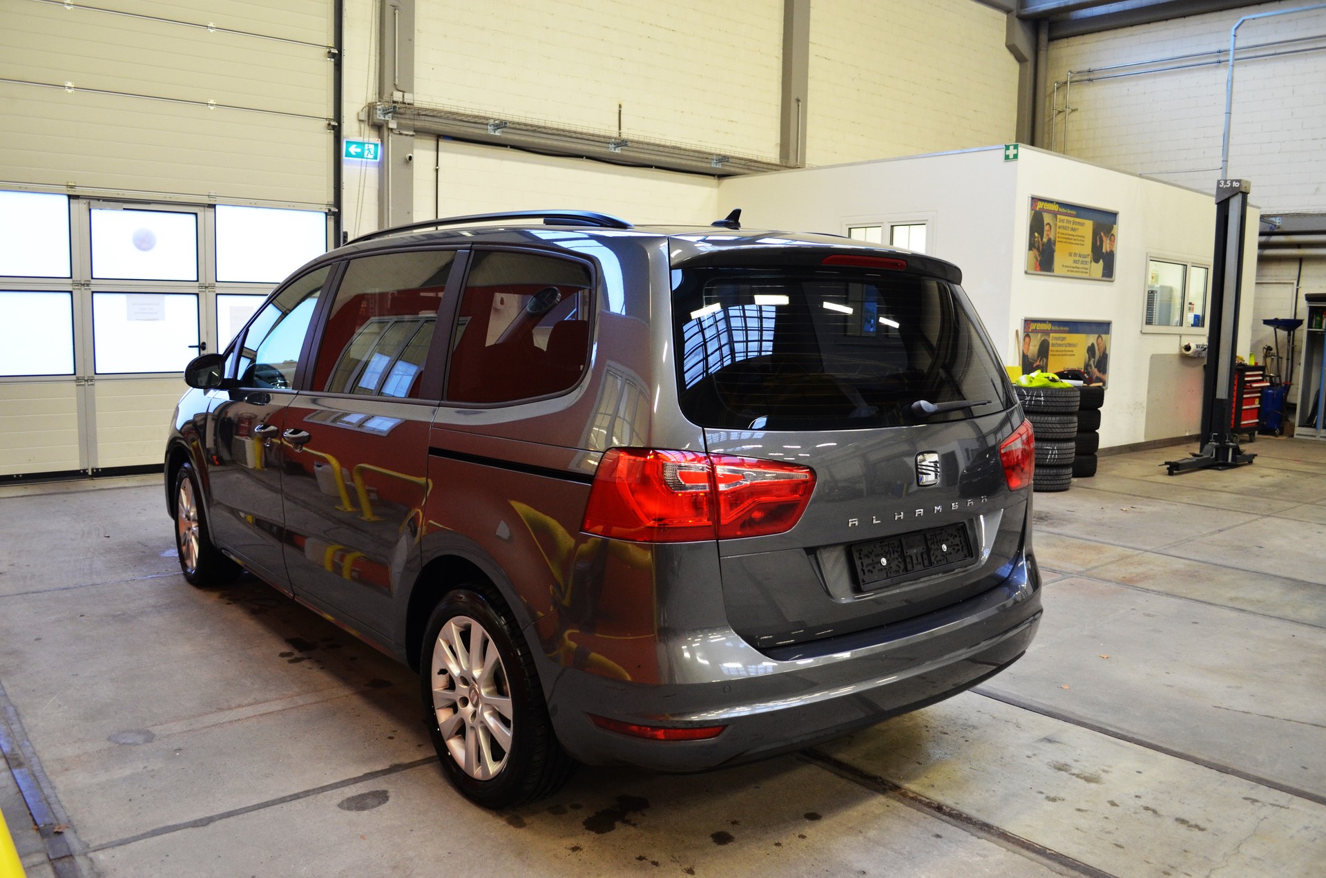 SEAT Alhambra 2.0 TDI Style Eco DSG-image-6
