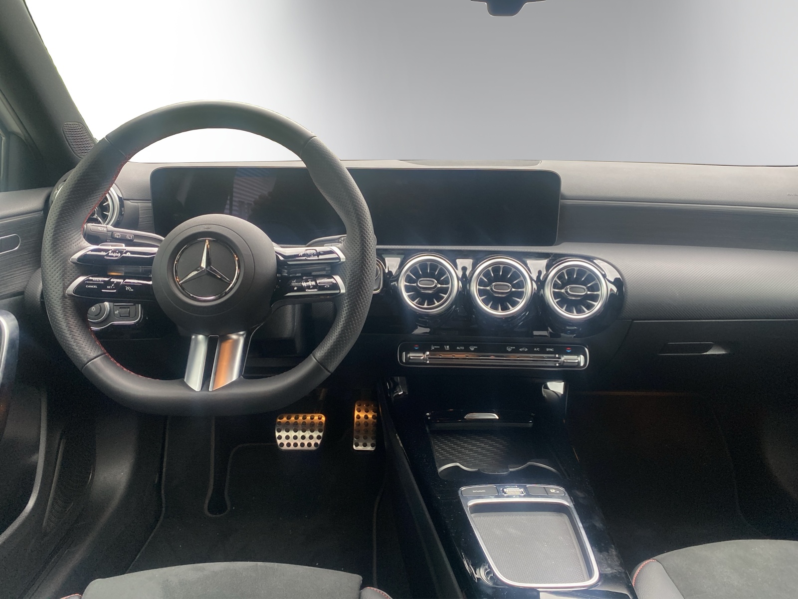 Image MERCEDES-BENZ A-220 A 220 4Matic 8G-DCT