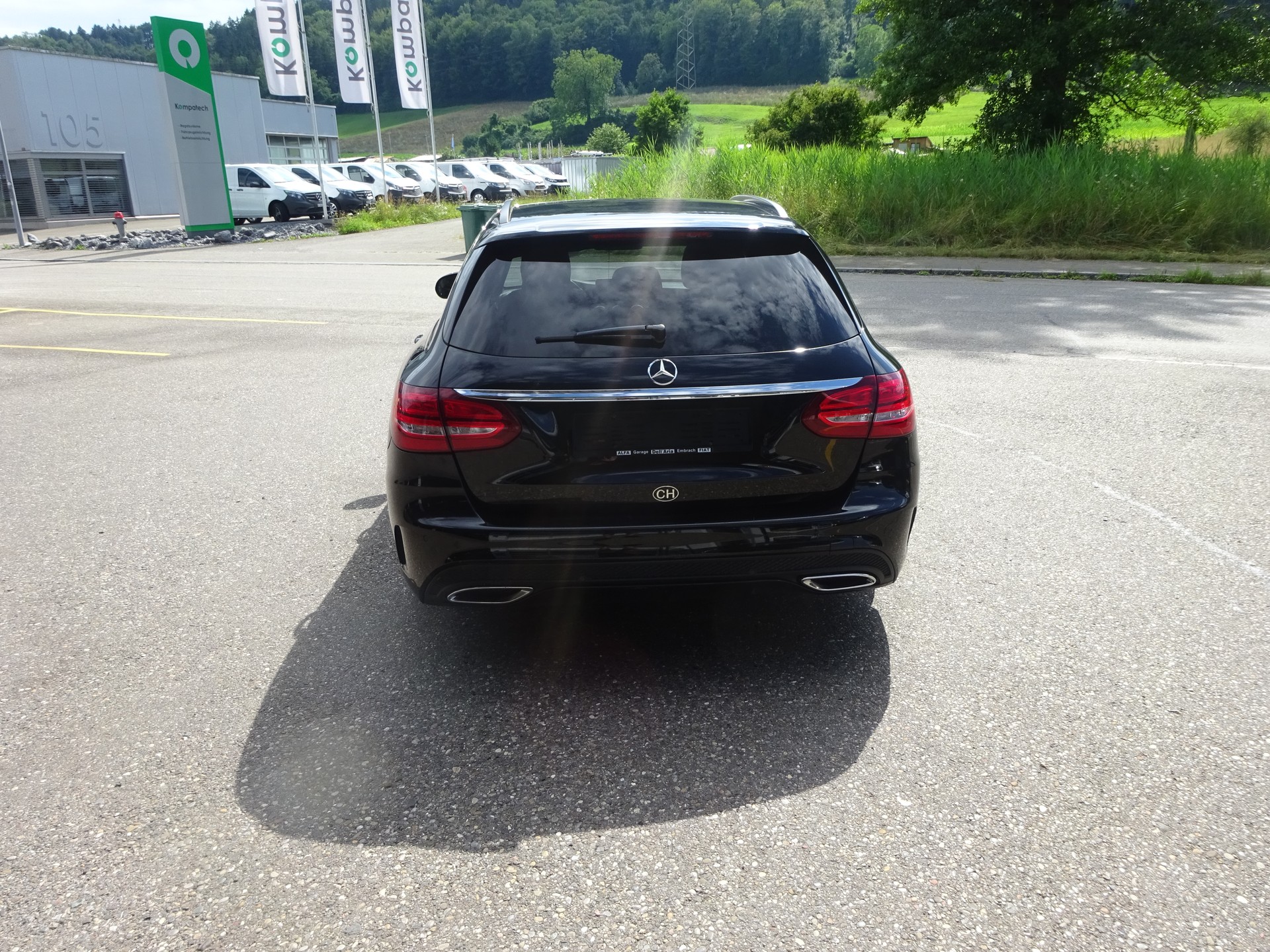 MERCEDES-BENZ C 250 BlueTEC AMG Line 4Matic 7G-Tronic-image-3
