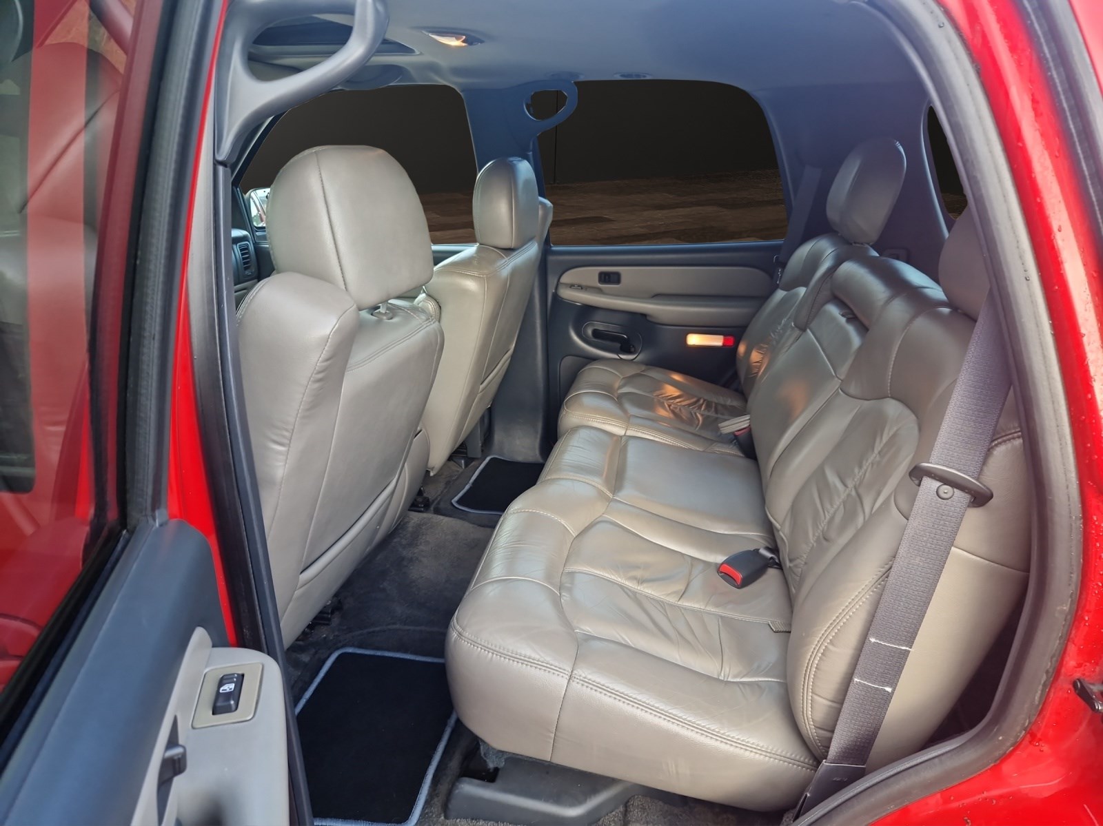 CHEVROLET TAHOE 5.3 V8 Autotrac Pack M 4x4-image-15