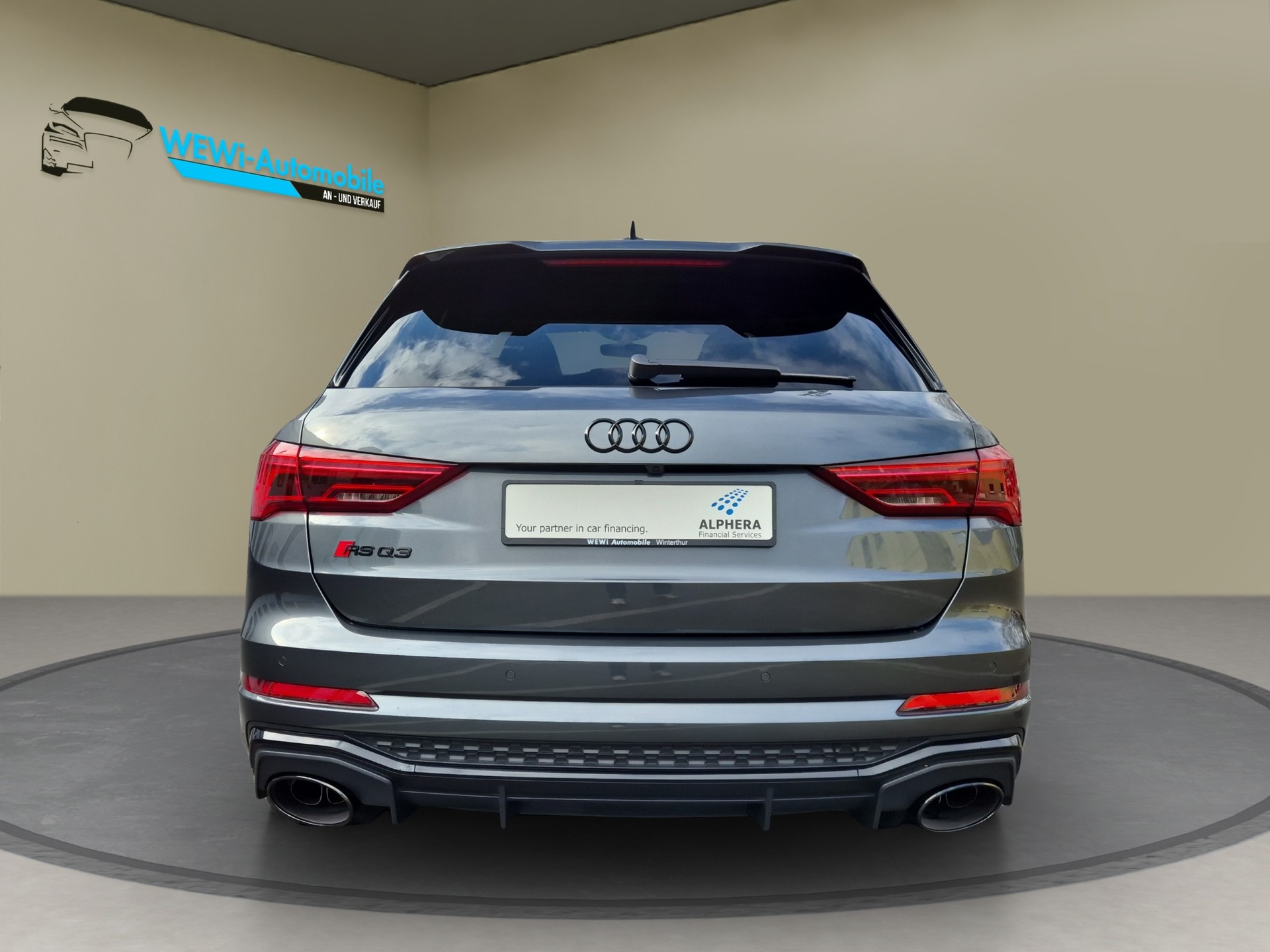 AUDI RS Q3 2.5 TFSI quattro S tronic-showroom-element-3