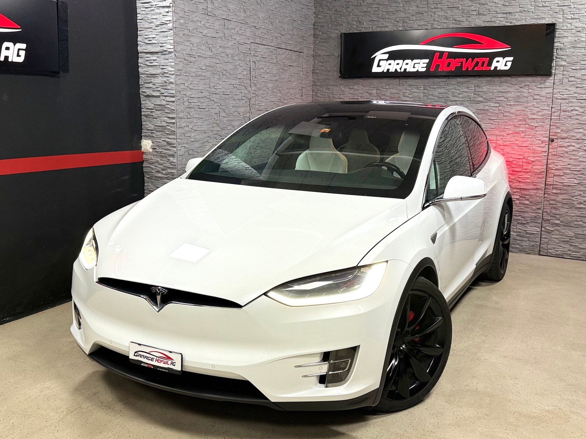TESLA Model X 90 D Signature 772 PS Performance