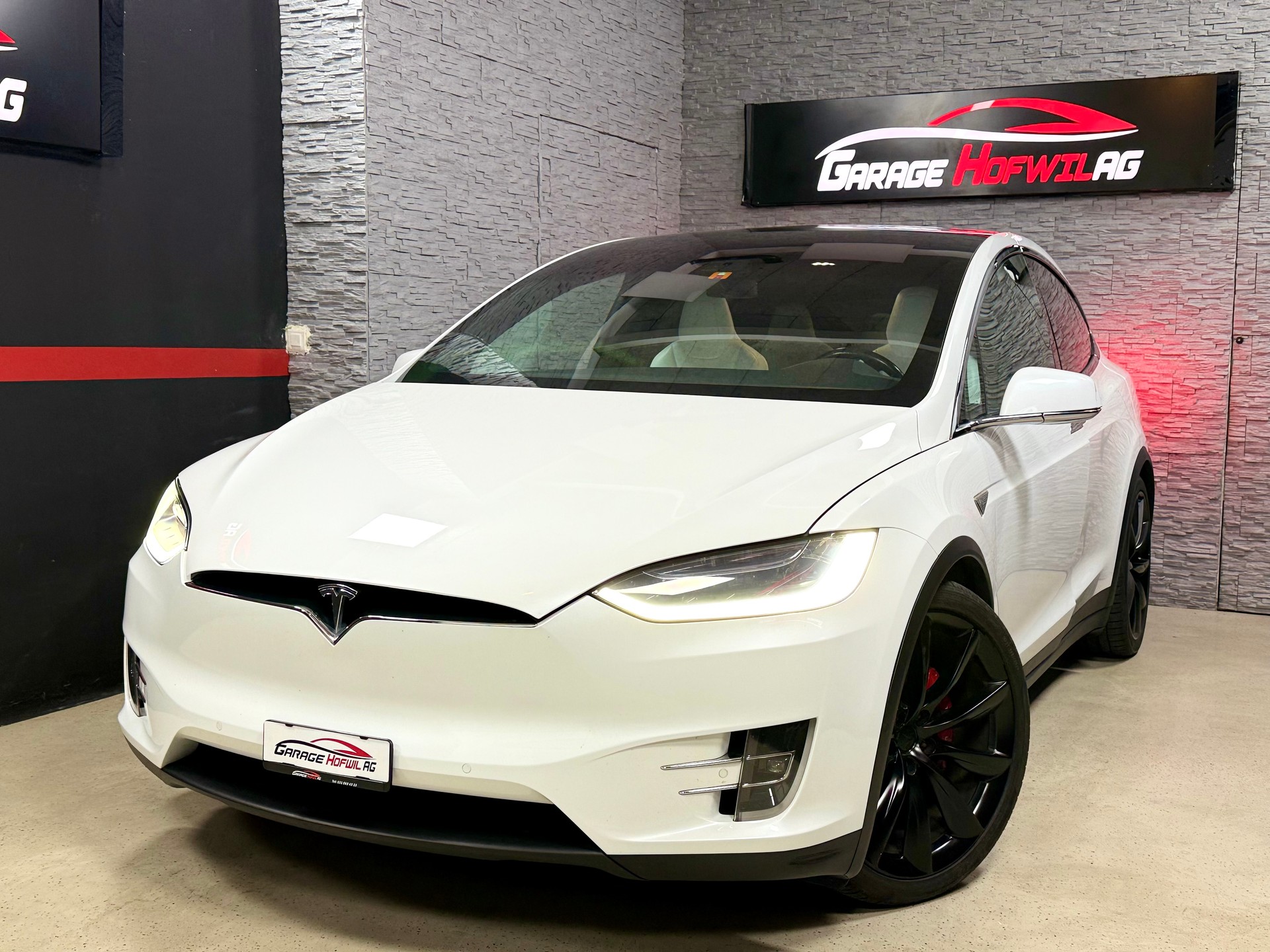 TESLA Model X 90 D Signature 772 PS Performance-showroom-element-1