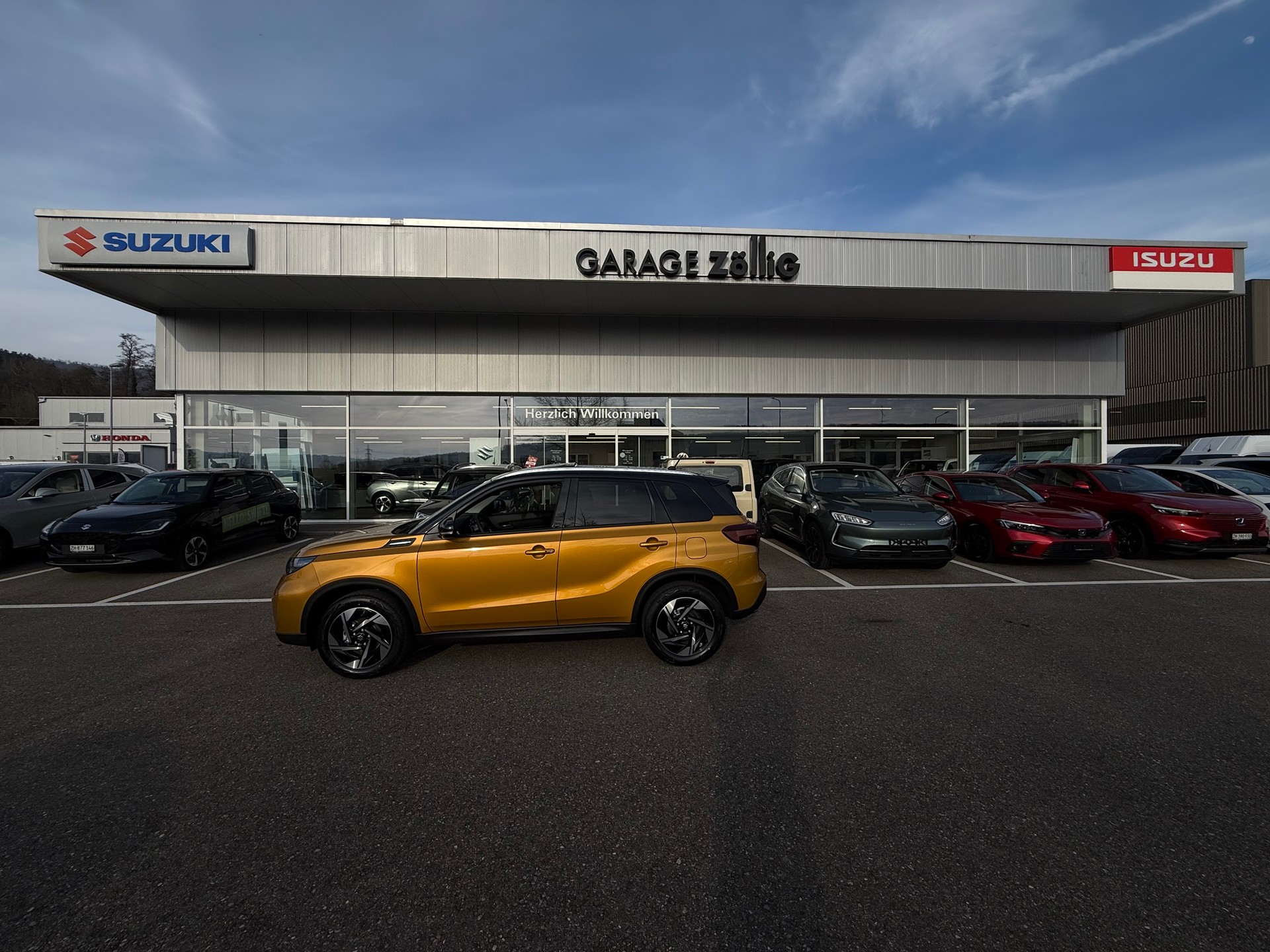 SUZUKI Vitara 1.5 Hybrid Compact Top 4x4 AGS-showroom-element-2