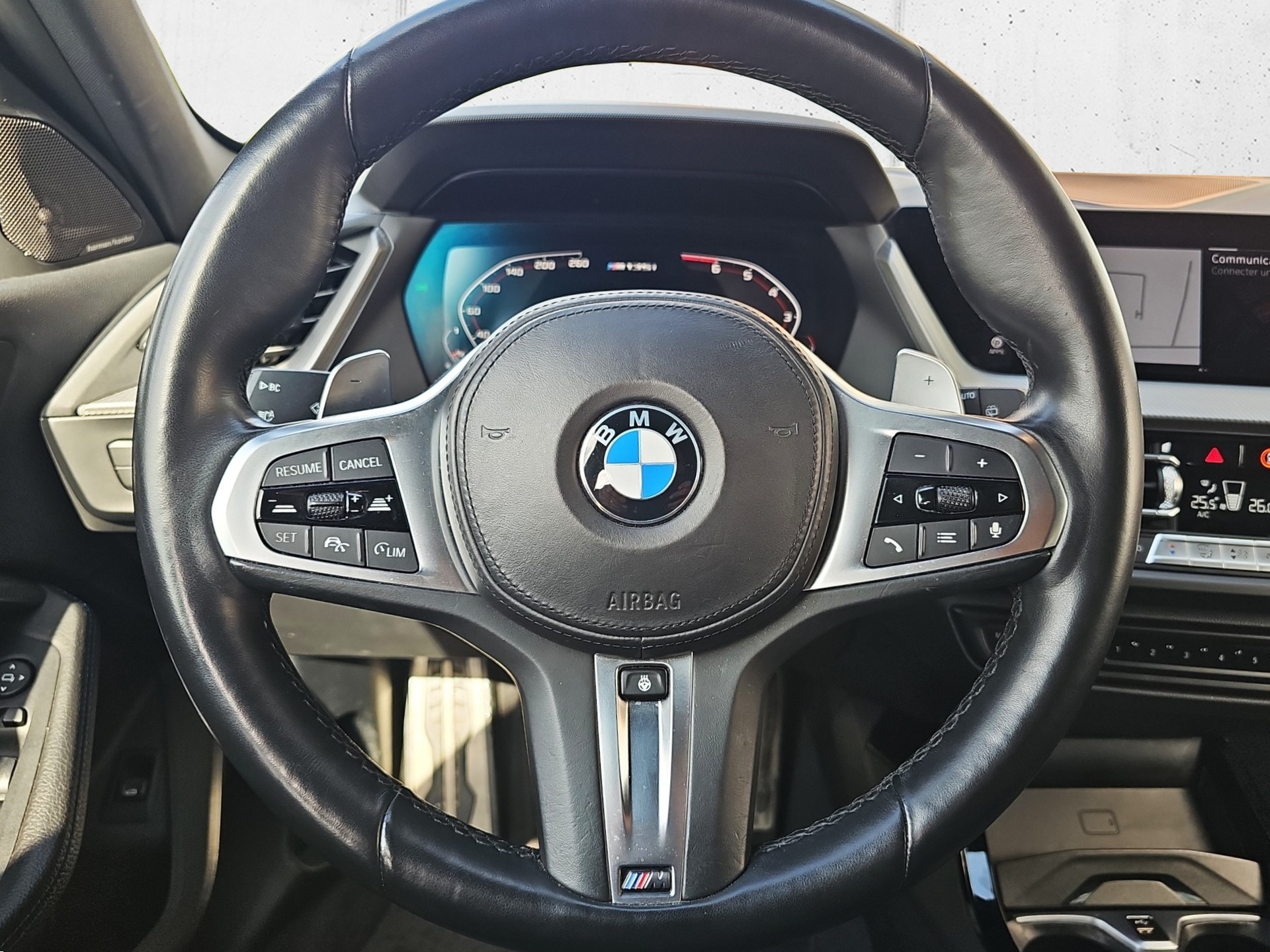 BMW M135i xDrive Steptronic-image-12